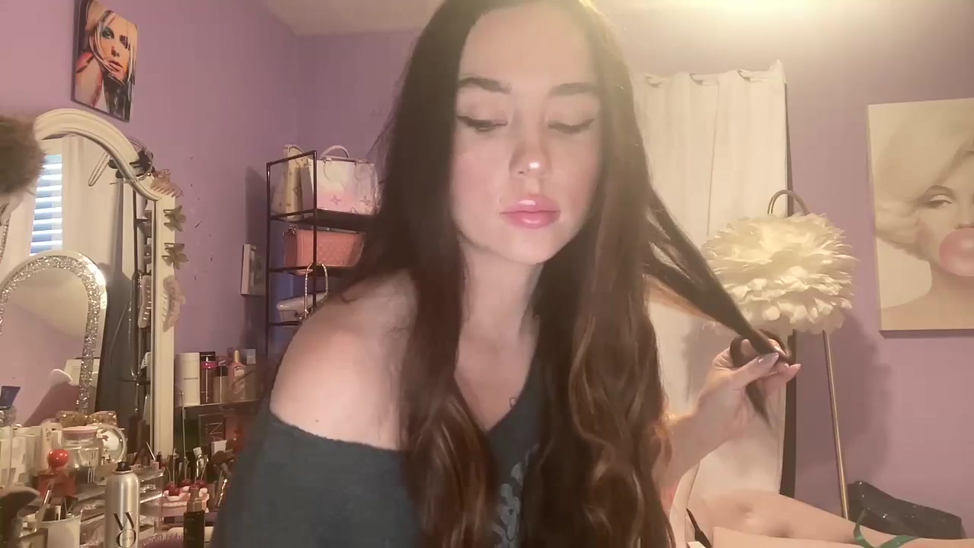 Gallery image thumbnail from Angel_baby124's myfreecams stream on, 01/22/2025, 16:11 image 10 of 20