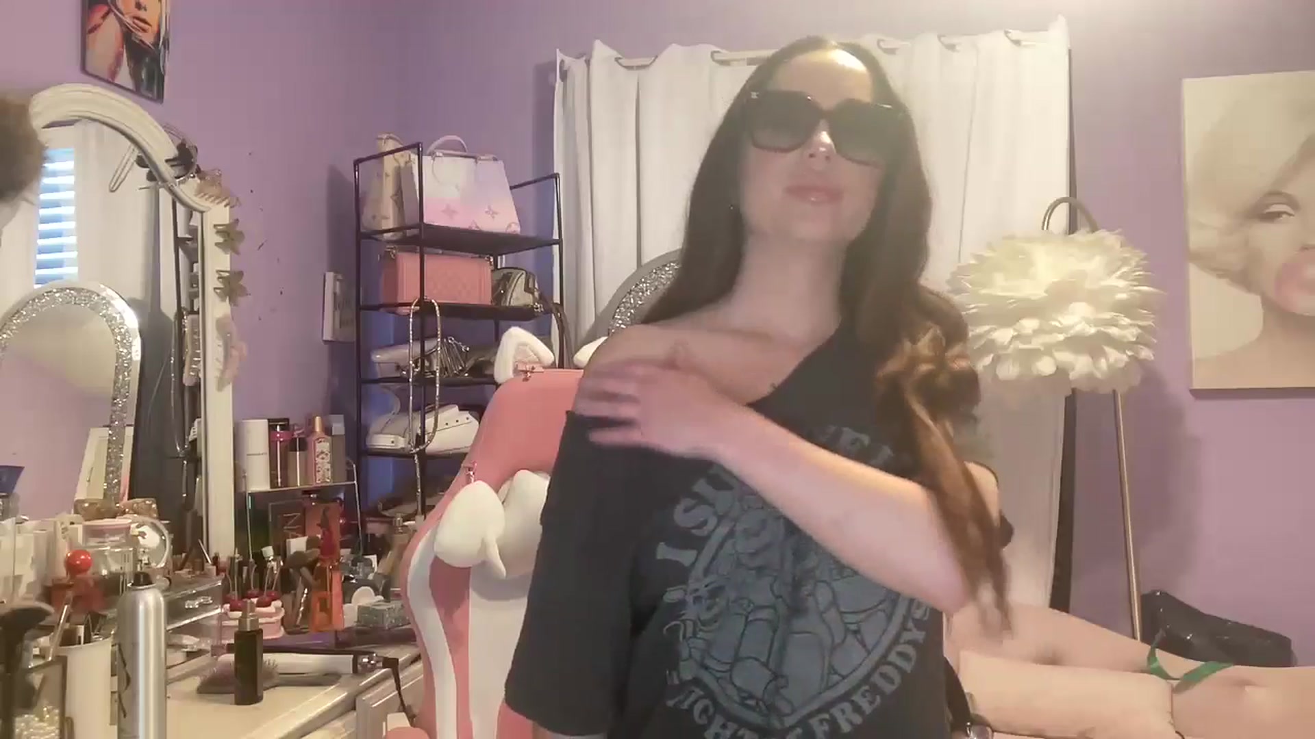 Gallery image thumbnail from Angel_baby124's myfreecams stream on, 01/22/2025, 16:11 image 18 of 20