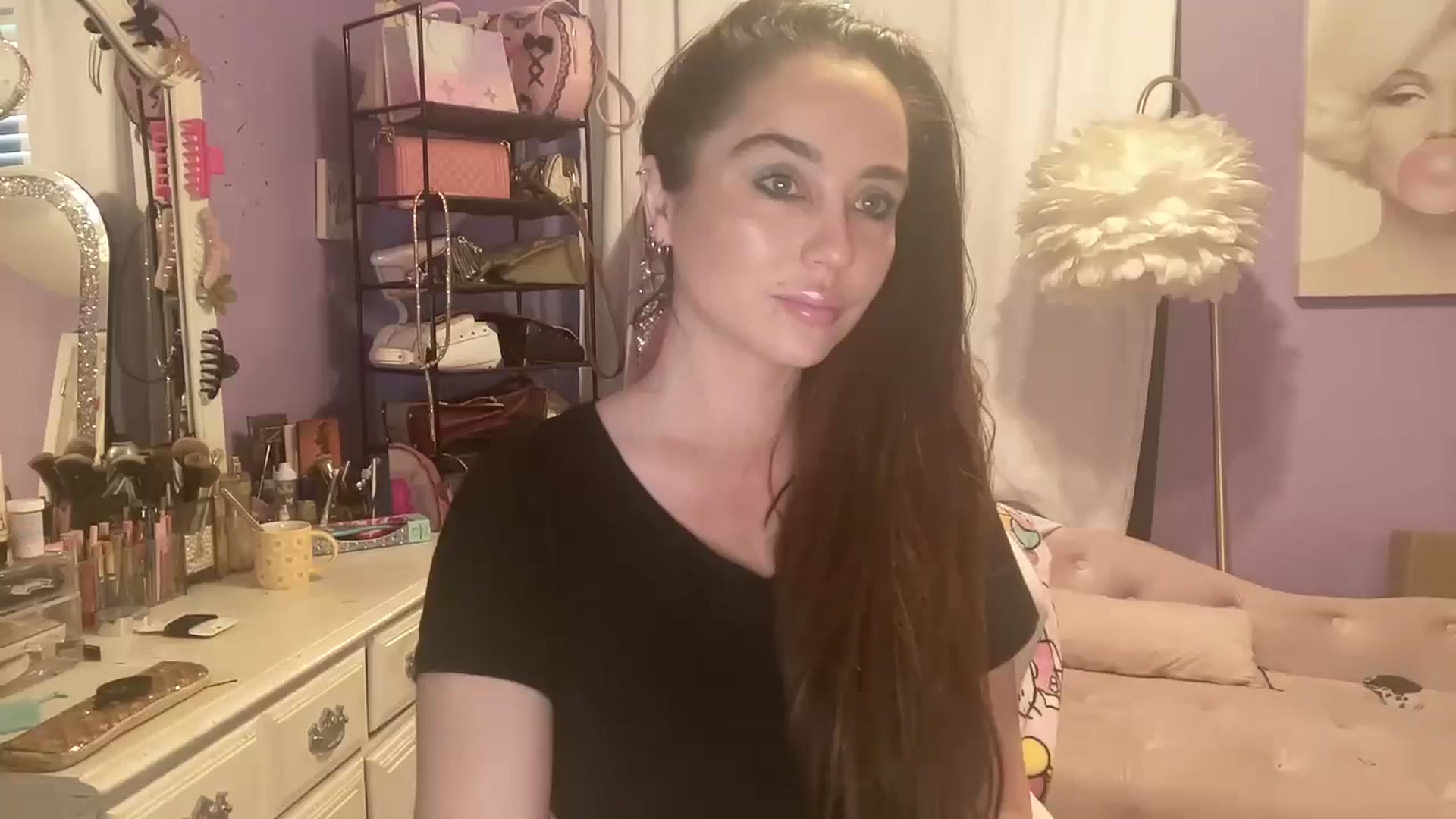 Gallery image thumbnail from Angel_baby124's myfreecams stream on, 02/03/2025, 15:32 image 1 of 20