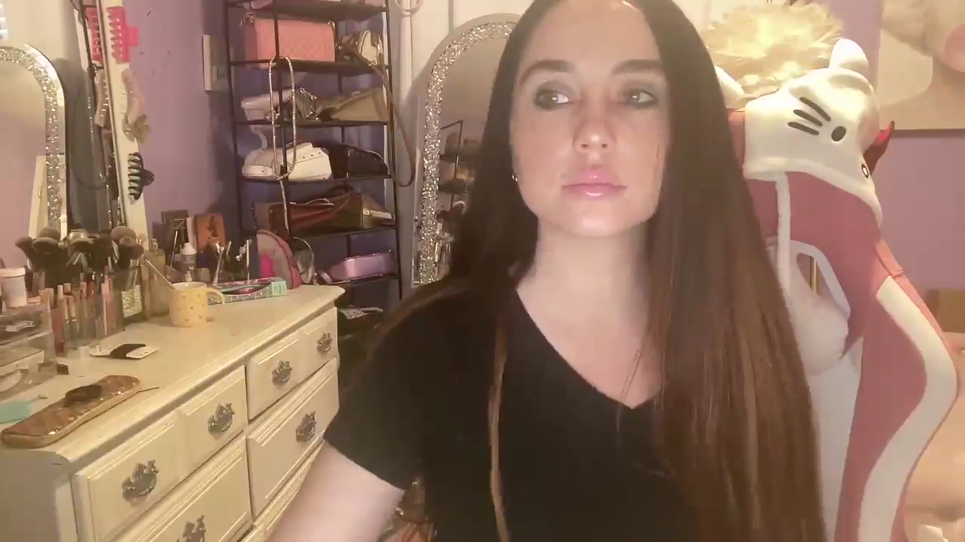 Gallery image thumbnail from Angel_baby124's myfreecams stream on, 02/03/2025, 15:32 image 3 of 20