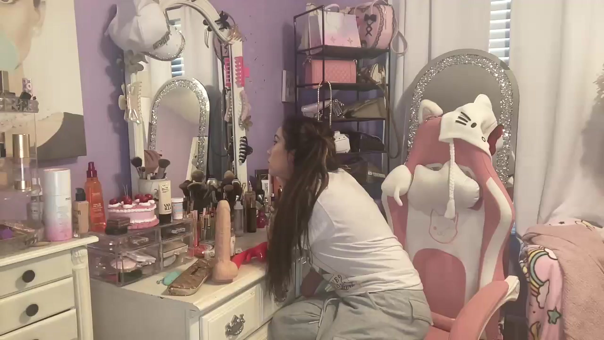 Gallery image thumbnail from Angel_baby124's myfreecams stream on, 02/05/2025, 15:06 image 7 of 20