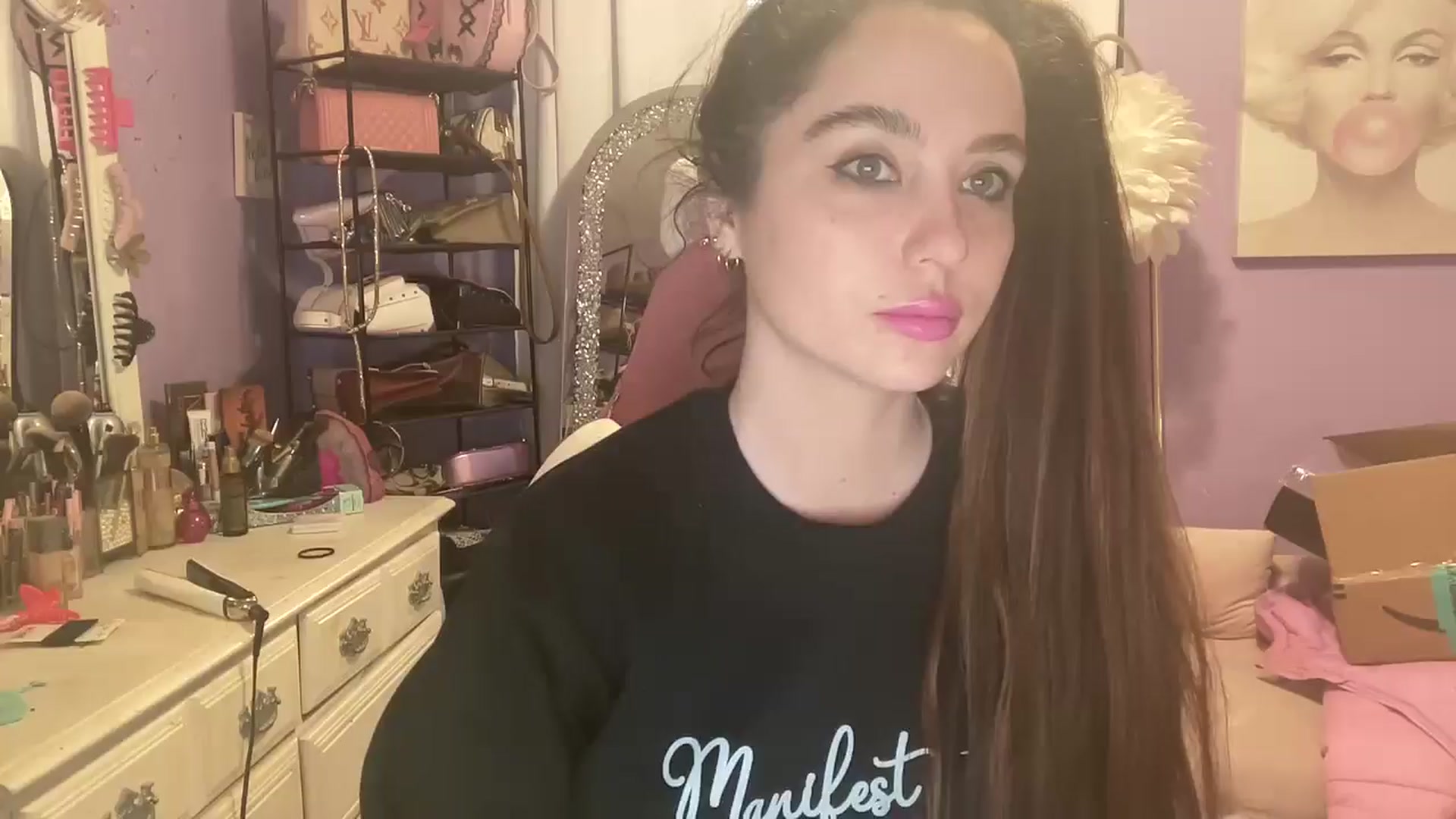 Gallery image thumbnail from Angel_baby124's myfreecams stream on, 02/06/2025, 18:33 image 1 of 20