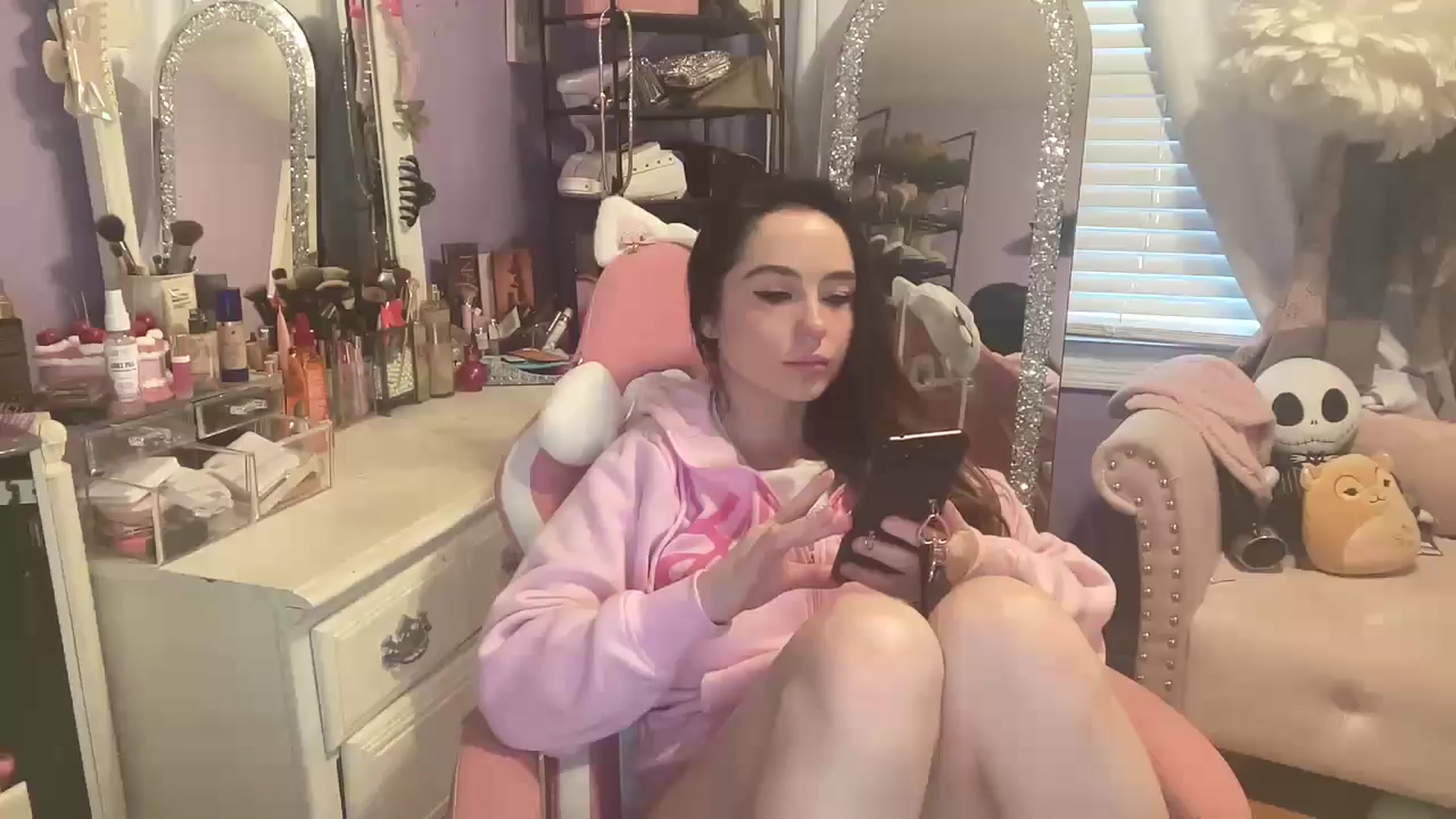Gallery image thumbnail from Angel_baby124's myfreecams stream on, 02/13/2025, 15:11 image 5 of 20
