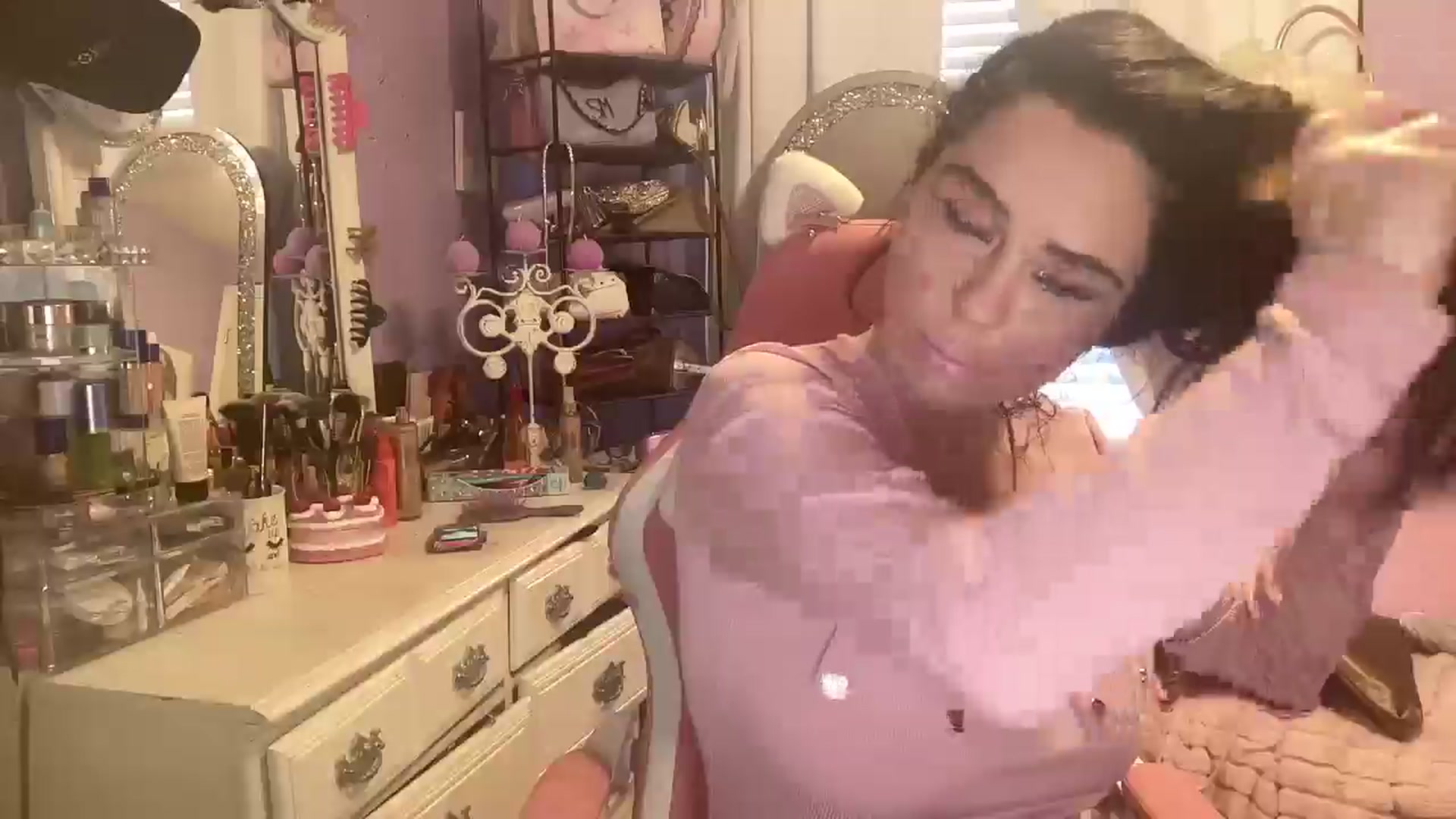 Gallery image thumbnail from Angel_baby124's myfreecams stream on, 02/18/2025, 19:58 image 11 of 20