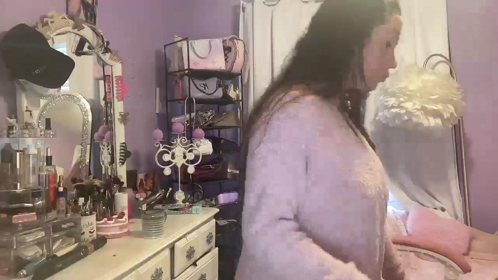 Gallery image thumbnail from Angel_baby124's myfreecams stream on, 02/19/2025, 14:58 image 5 of 20