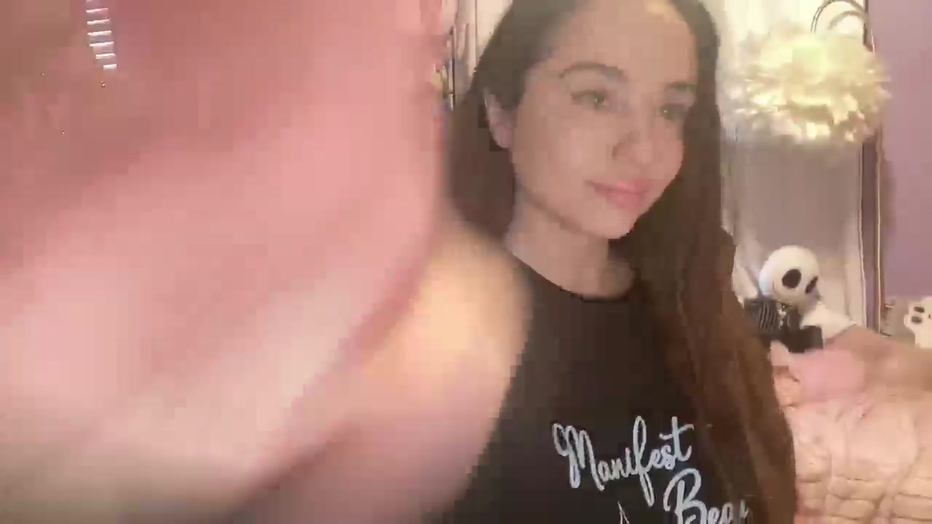 Gallery image thumbnail from Angel_baby124's myfreecams stream on, 02/24/2025, 16:24 image 6 of 20