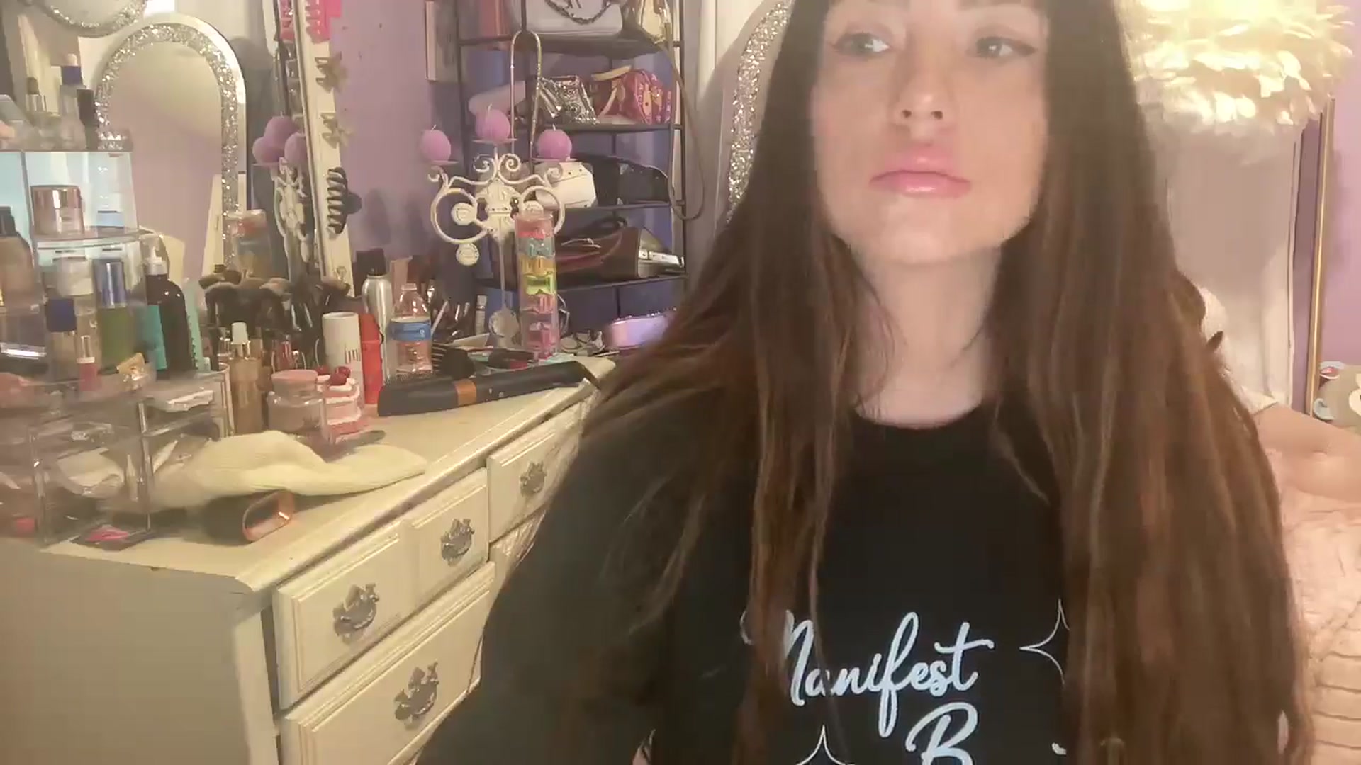 Gallery image thumbnail from Angel_baby124's myfreecams stream on, 02/24/2025, 16:24 image 19 of 20