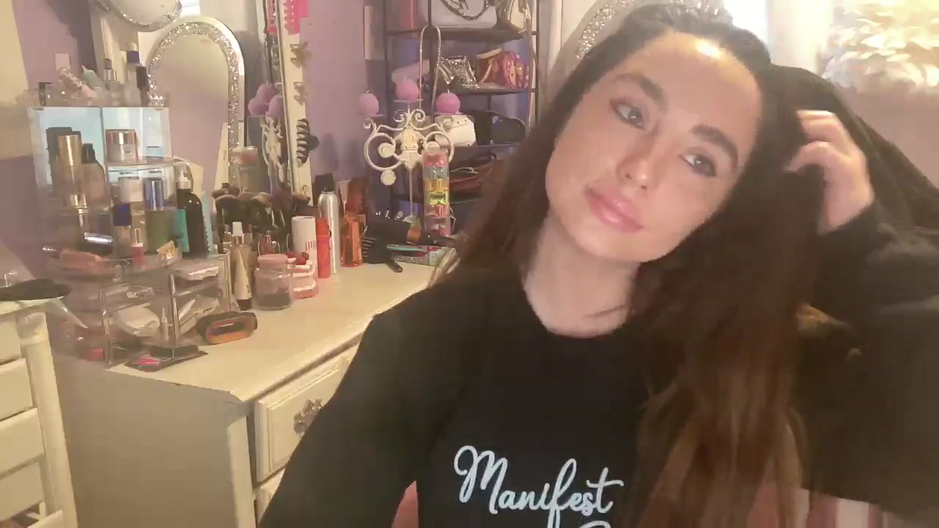 Gallery image thumbnail from Angel_baby124's myfreecams stream on, 02/24/2025, 16:37 image 19 of 20