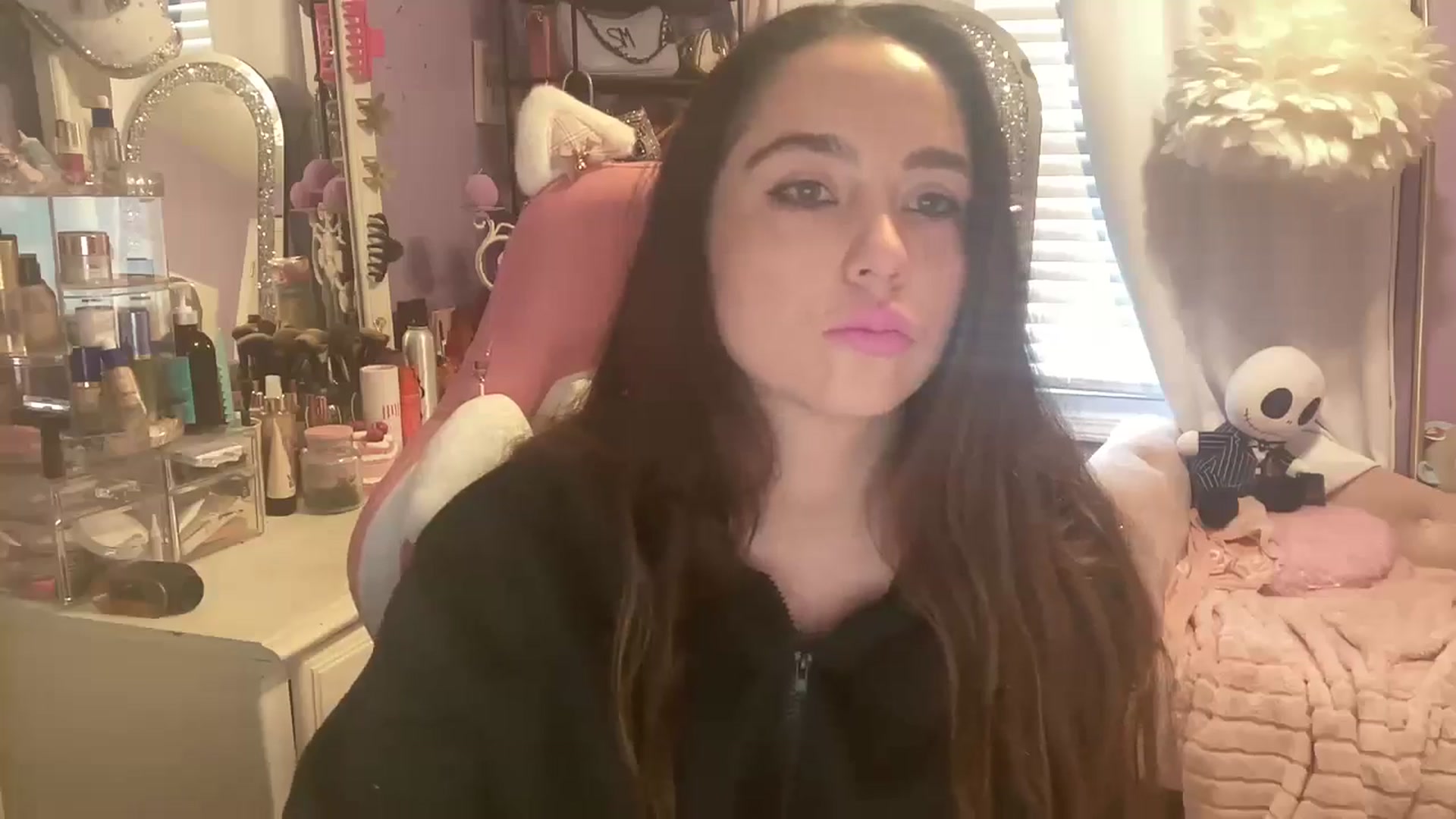 Gallery image thumbnail from Angel_baby124's myfreecams stream on, 02/25/2025, 15:03 image 7 of 20