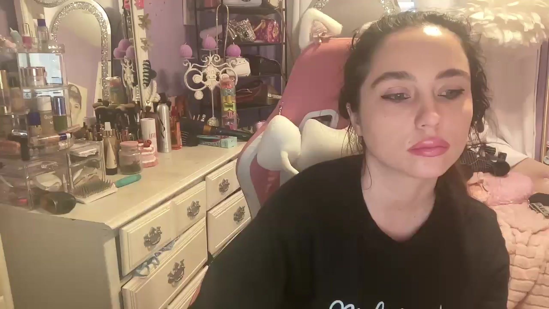 Gallery image thumbnail from Angel_baby124's myfreecams stream on, 02/26/2025, 20:22 image 5 of 20