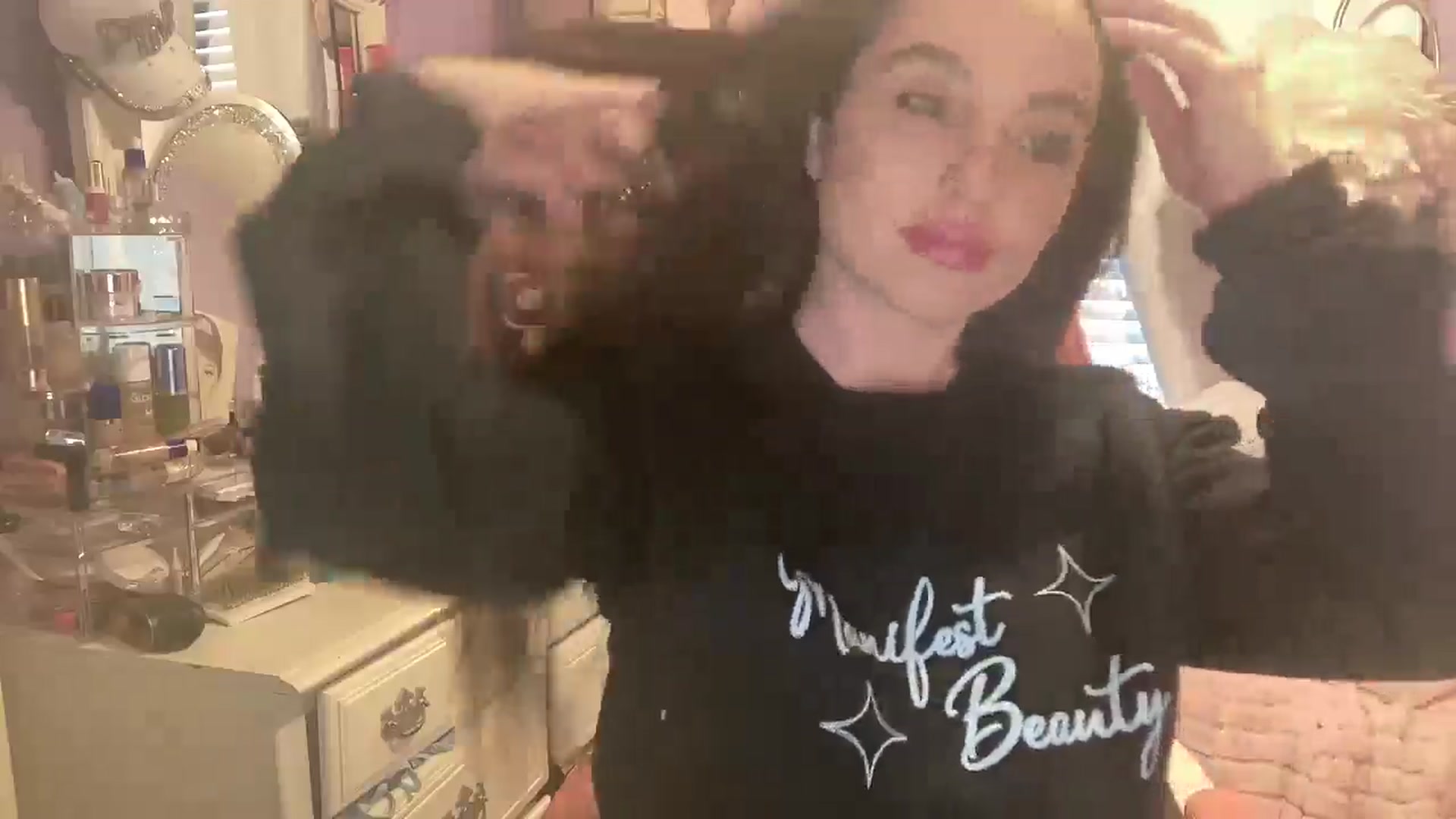 Gallery image thumbnail from Angel_baby124's myfreecams stream on, 02/26/2025, 20:22 image 6 of 20