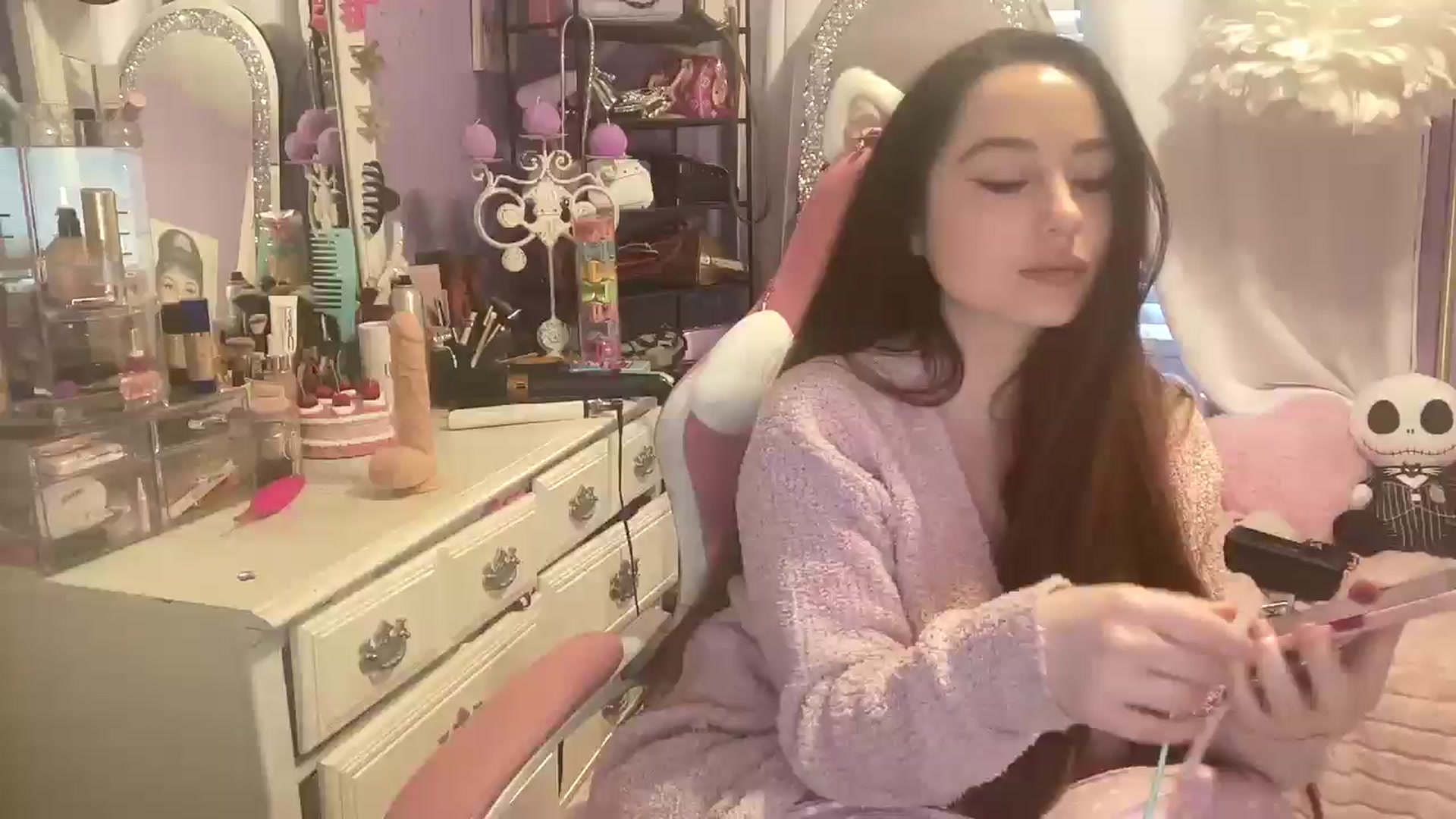 Gallery image thumbnail from Angel_baby124's myfreecams stream on, 03/05/2025, 13:40 image 7 of 20