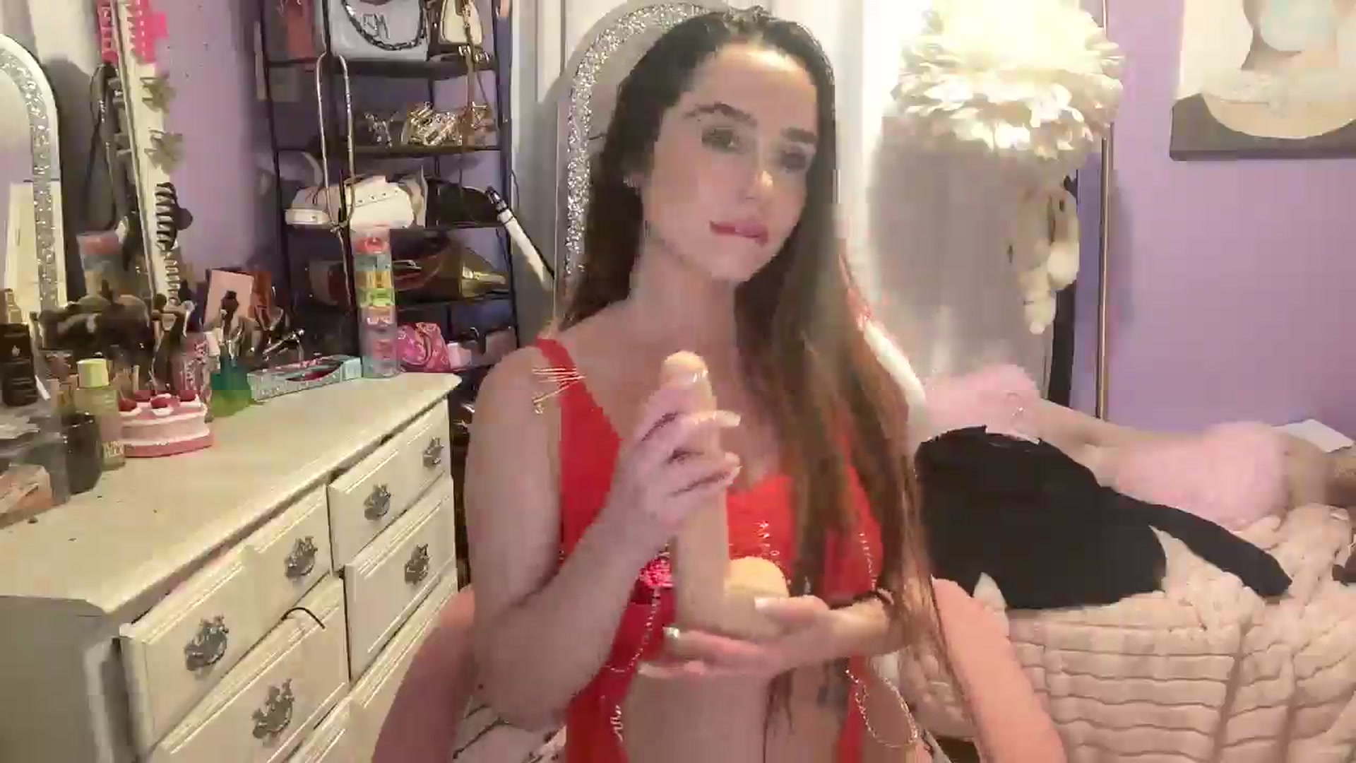 Gallery image thumbnail from Angel_baby124's myfreecams stream on, 03/21/2025, 18:15 image 5 of 20