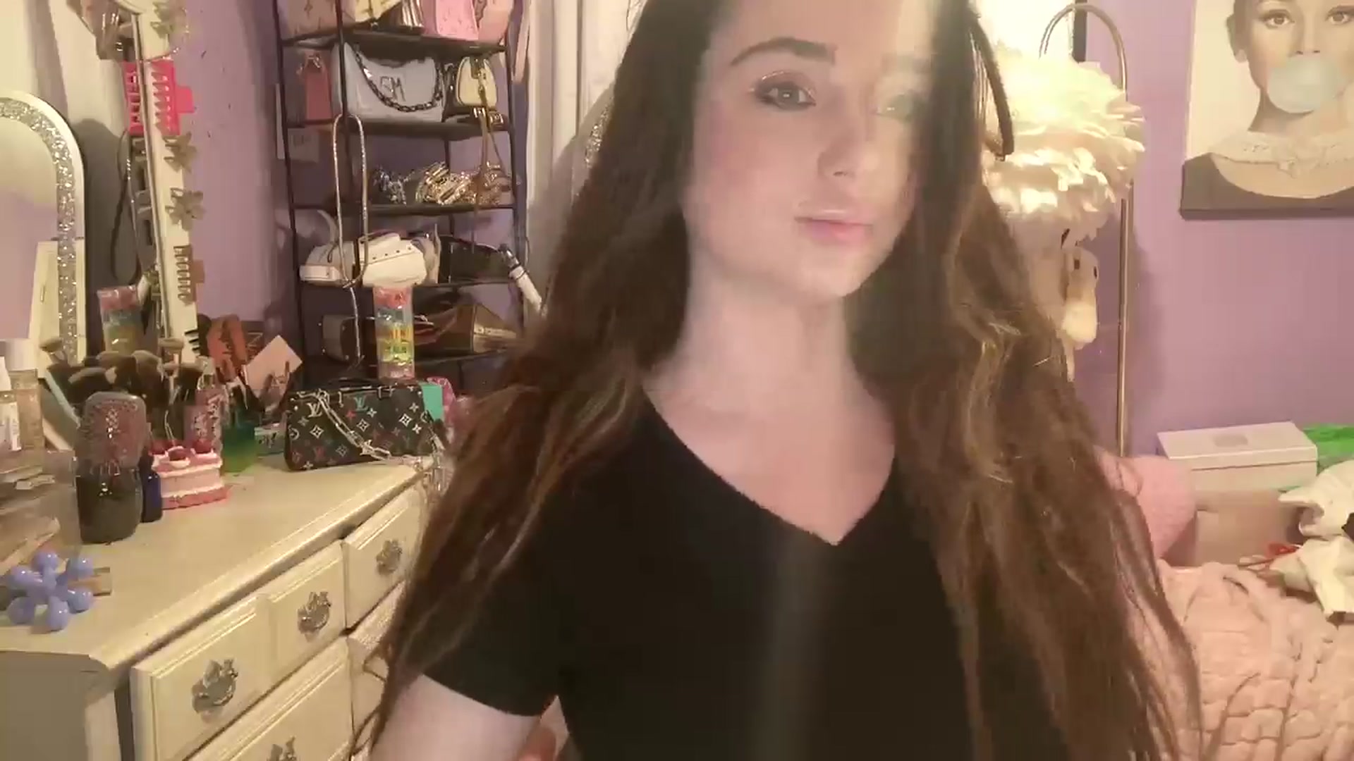 Gallery image thumbnail from Angel_baby124's myfreecams stream on, 03/25/2025, 16:14 image 5 of 20