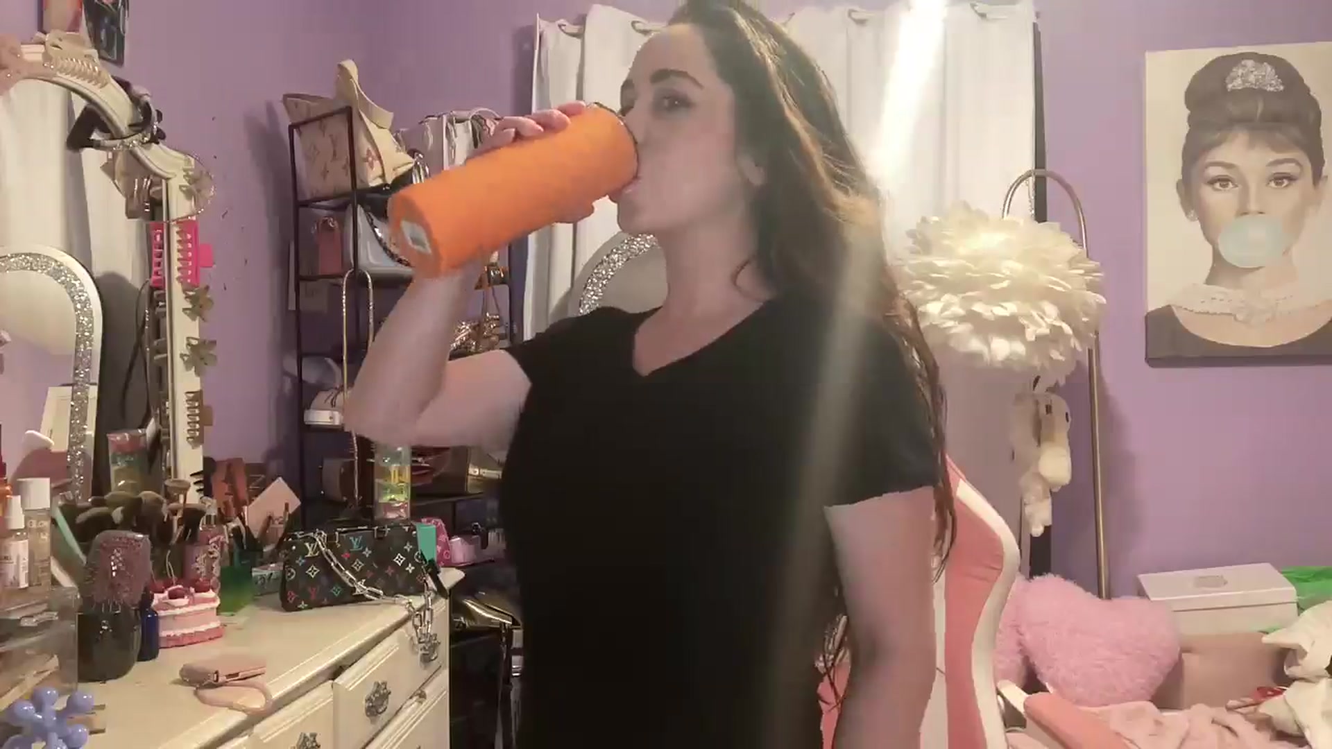 Gallery image thumbnail from Angel_baby124's myfreecams stream on, 03/25/2025, 16:14 image 2 of 20