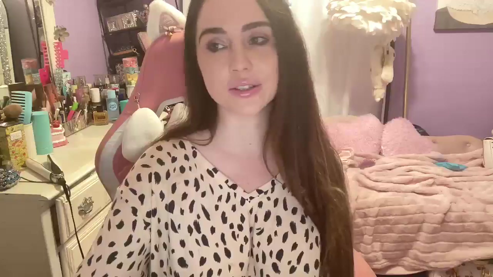 Gallery image thumbnail from Angel_baby124's myfreecams stream on, 06/20/2025, 16:38 image 3 of 20