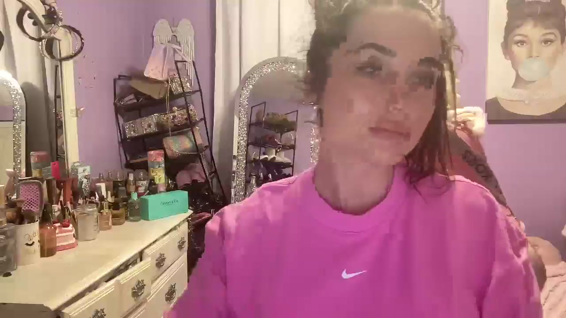 Gallery image thumbnail from Angel_baby124's myfreecams stream on, 08/24/2025, 11:25 image 8 of 20