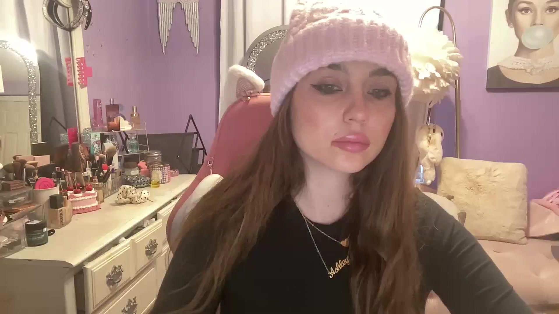Gallery image thumbnail from Angel_baby124's myfreecams stream on, 01/13/2026, 16:14 image 7 of 20