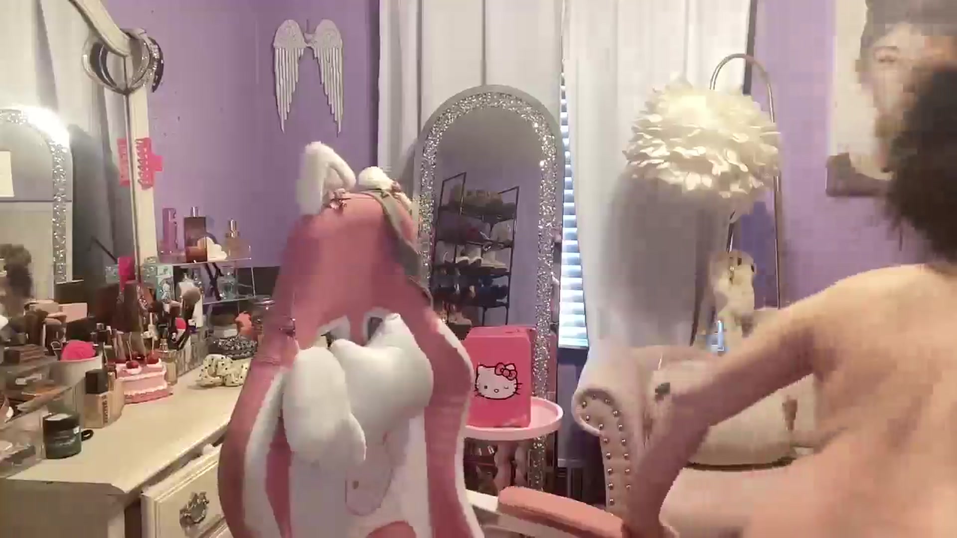 Gallery image thumbnail from Angel_baby124's myfreecams stream on, 01/13/2026, 16:14 image 20 of 20