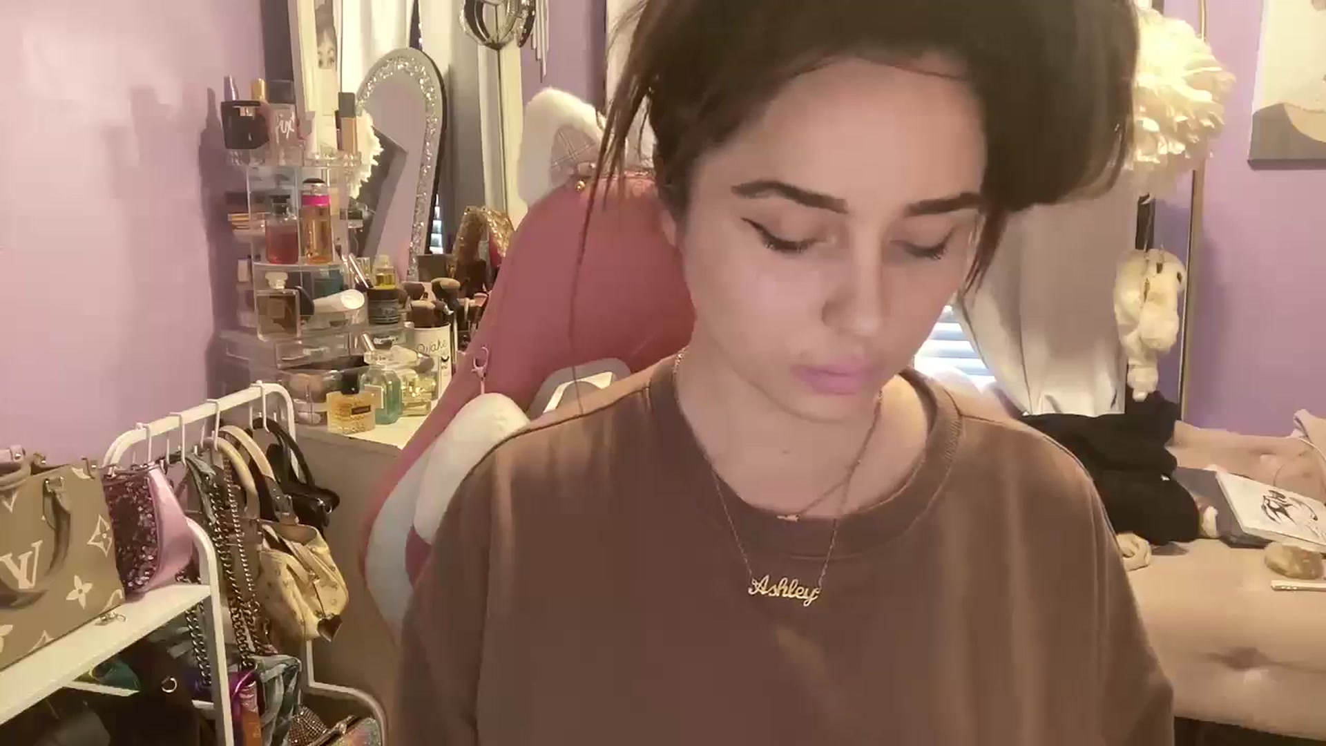Gallery image thumbnail from Angel_baby124's myfreecams stream on, 02/11/2026, 19:01 image 5 of 20
