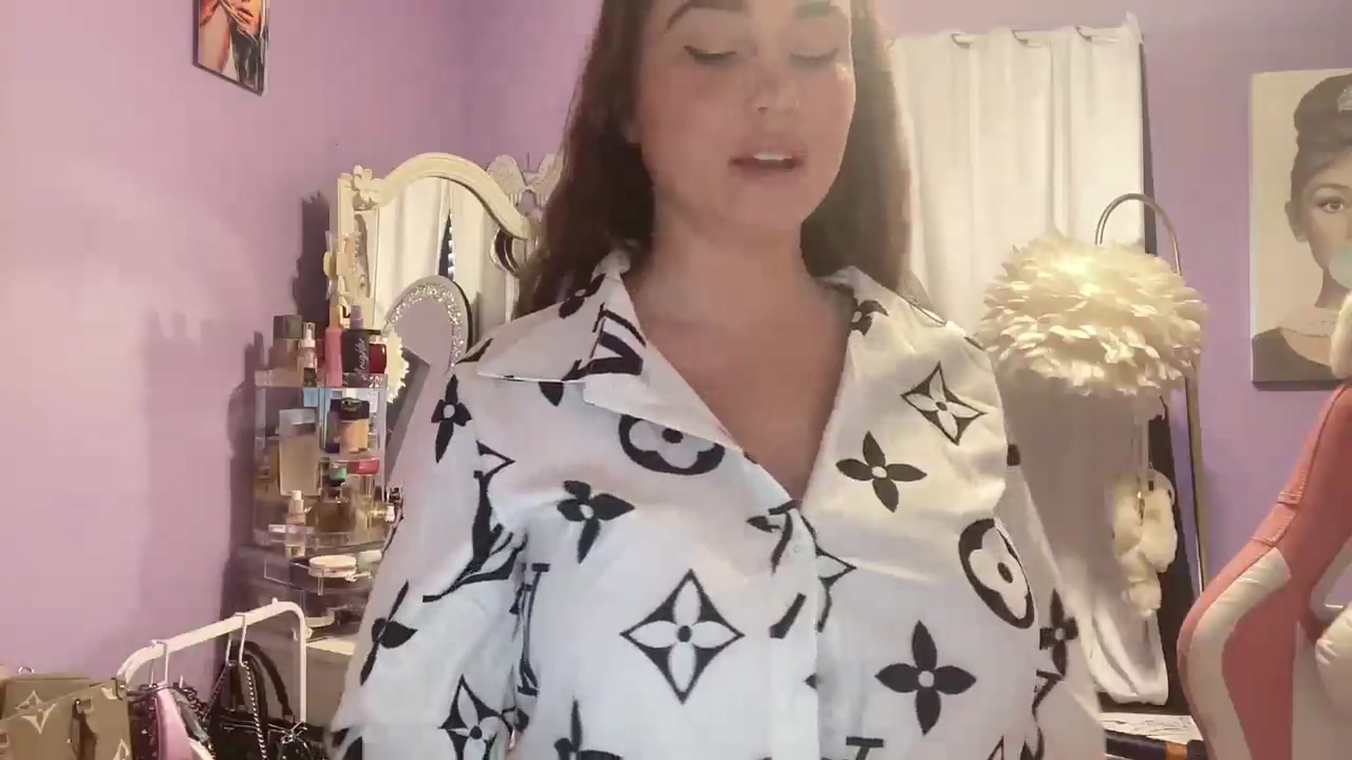 Gallery image thumbnail from Angel_baby124's myfreecams stream on, 03/18/2026, 18:05 image 8 of 20