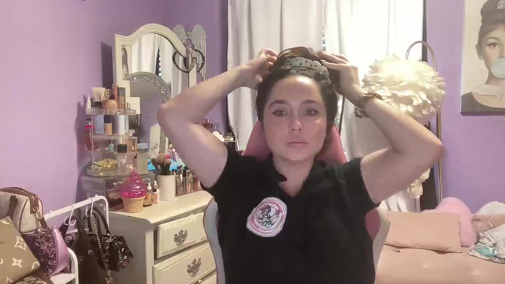 Gallery image thumbnail from Angel_baby124's myfreecams stream on, 04/23/2026, 18:15 image 2 of 20