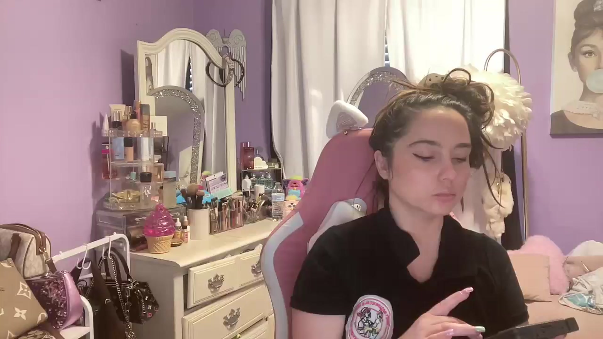 Gallery image thumbnail from Angel_baby124's myfreecams stream on, 04/23/2026, 18:15 image 1 of 20
