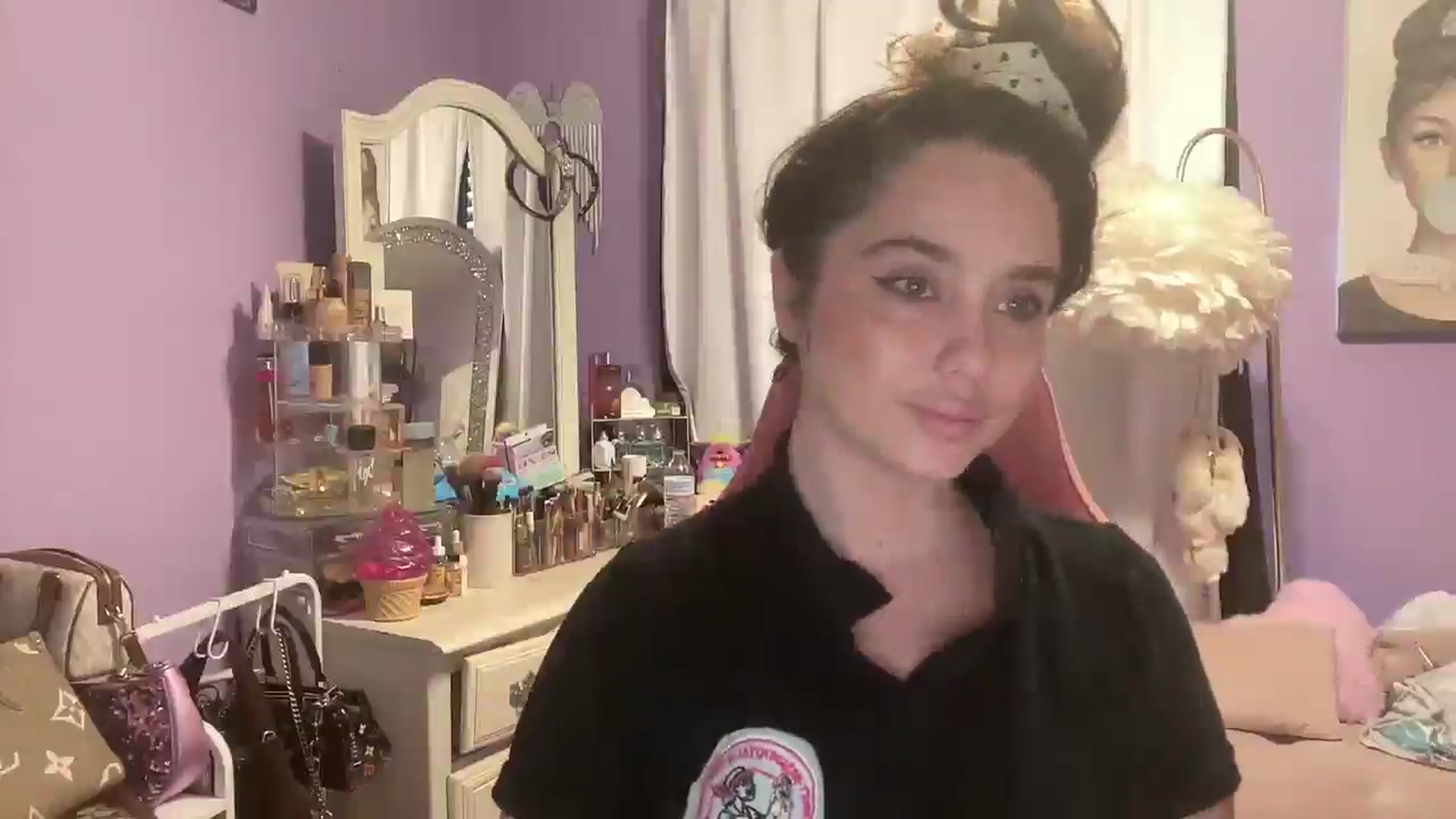 Gallery image thumbnail from Angel_baby124's myfreecams stream on, 04/23/2026, 18:15 image 4 of 20