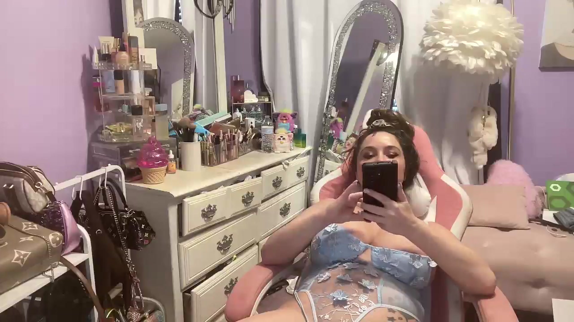 Gallery image thumbnail from Angel_baby124's myfreecams stream on, 04/24/2026, 14:40 image 18 of 20