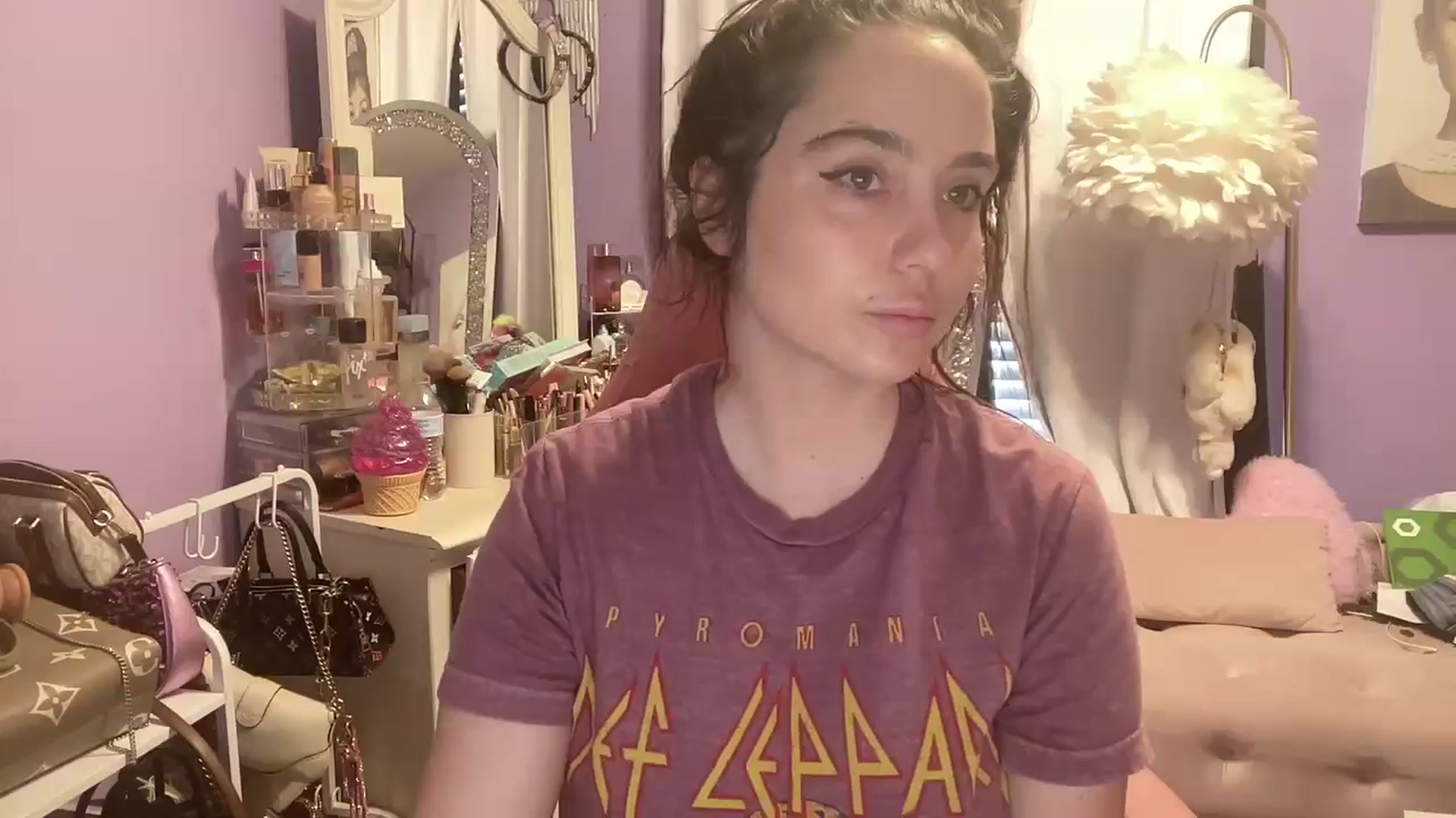 Gallery image thumbnail from Angel_baby124's myfreecams stream on, 04/26/2026, 15:59 image 13 of 20