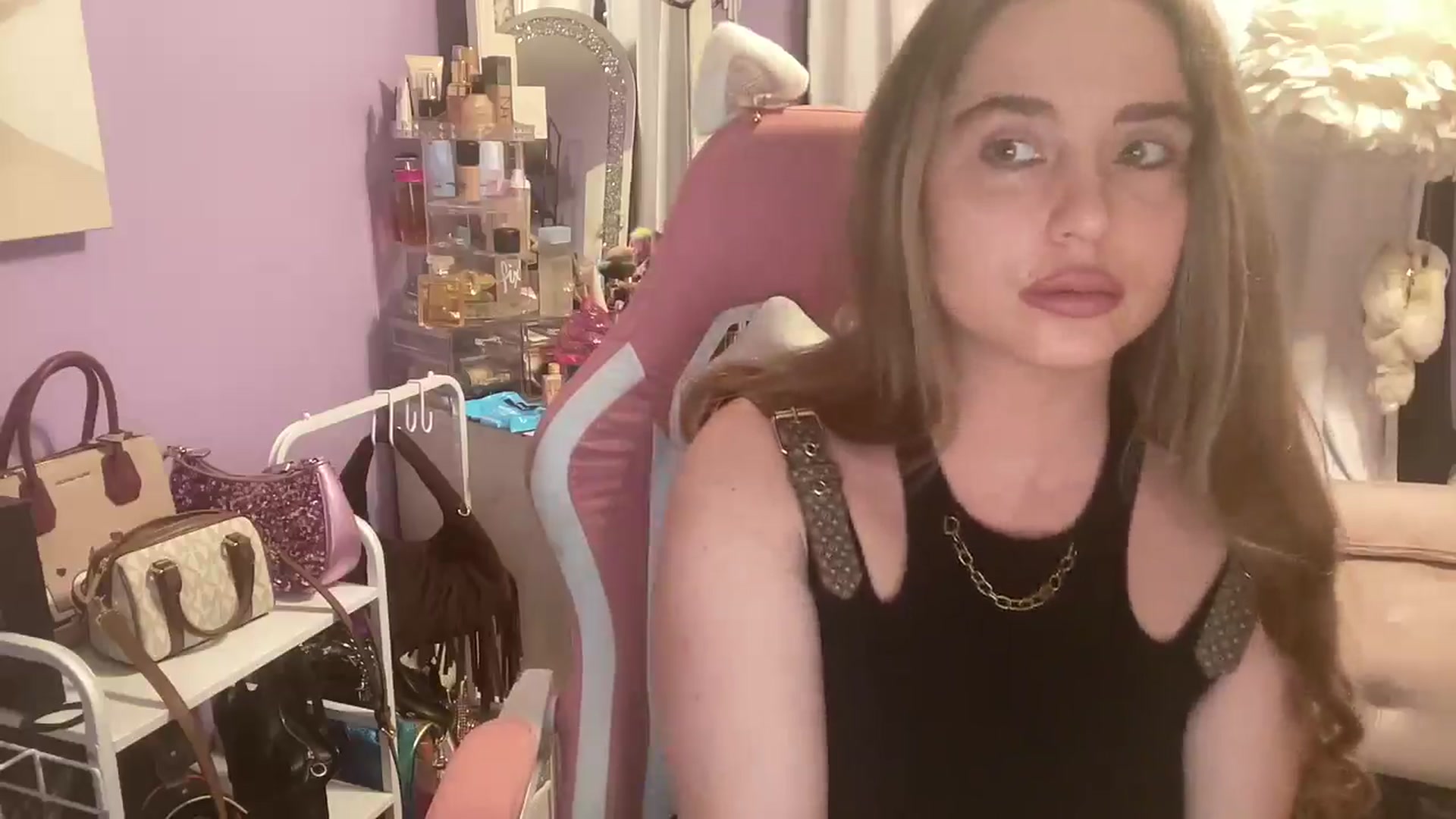 Gallery image thumbnail from Angel_baby124's myfreecams stream on, 05/05/2026, 13:47 image 2 of 20