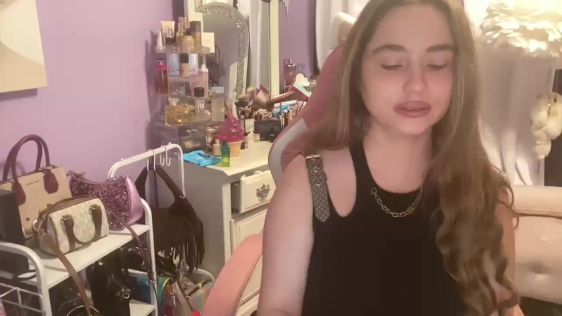 Gallery image thumbnail from Angel_baby124's myfreecams stream on, 05/05/2026, 13:47 image 6 of 20