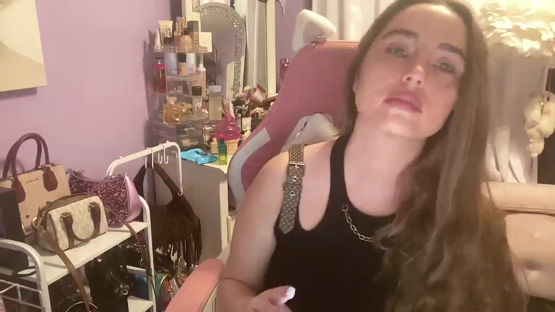 Gallery image thumbnail from Angel_baby124's myfreecams stream on, 05/05/2026, 13:47 image 4 of 20