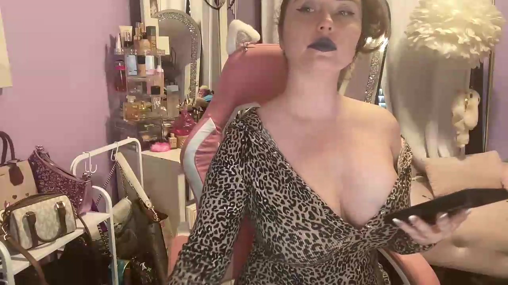 Gallery image thumbnail from Angel_baby124's myfreecams stream on, 05/10/2026, 14:55 image 17 of 20
