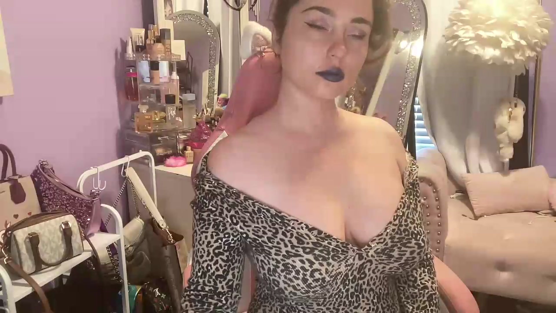 Gallery image thumbnail from Angel_baby124's myfreecams stream on, 05/10/2026, 14:55 image 18 of 20