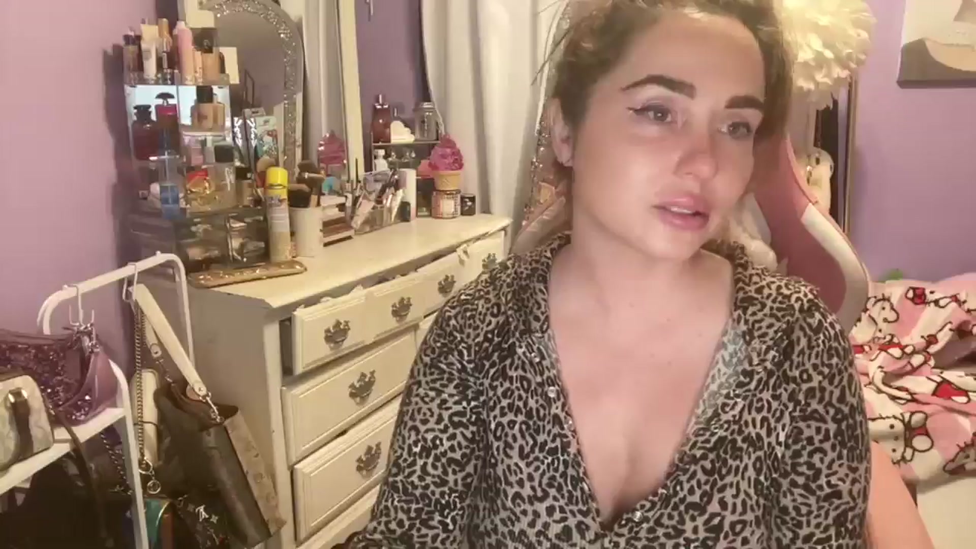 Gallery image thumbnail from Angel_baby124's myfreecams stream on, 05/10/2026, 16:13 image 7 of 20