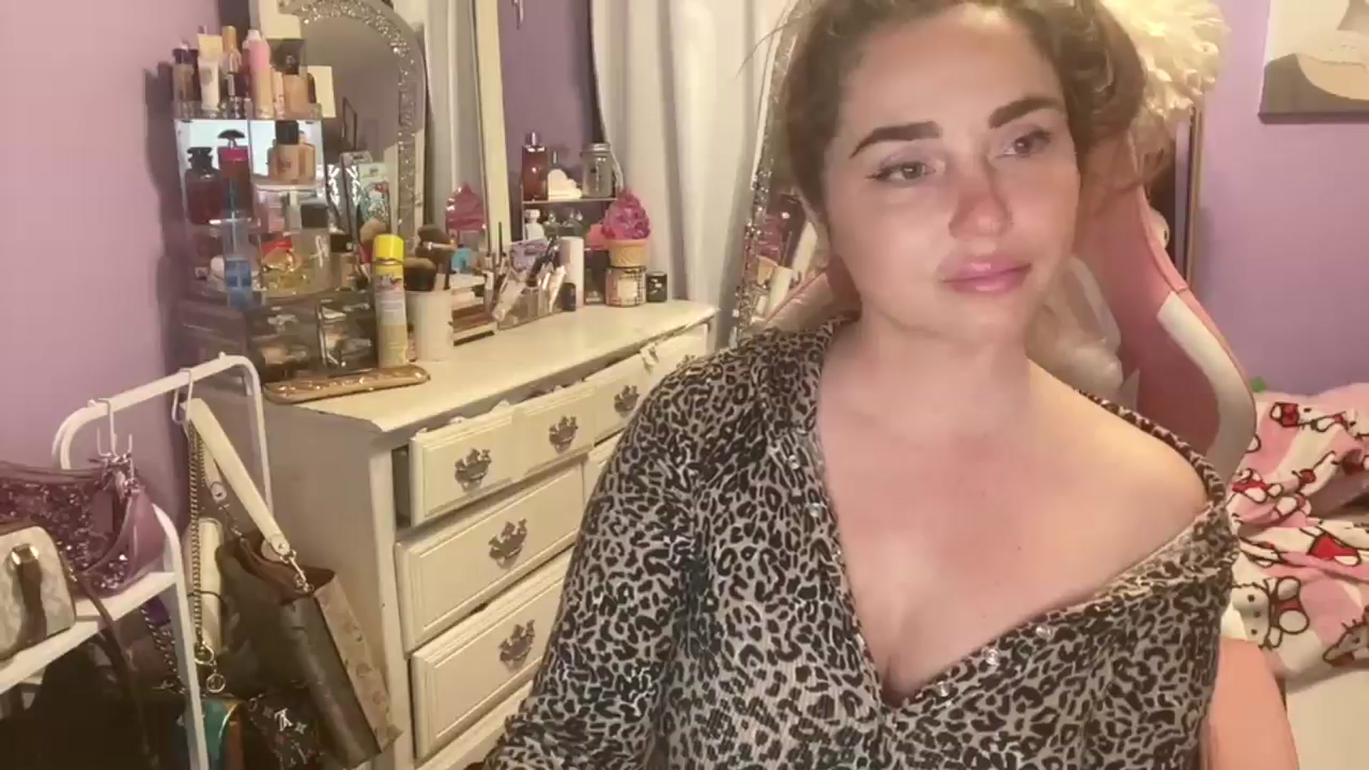Gallery image thumbnail from Angel_baby124's myfreecams stream on, 05/10/2026, 16:13 image 9 of 20