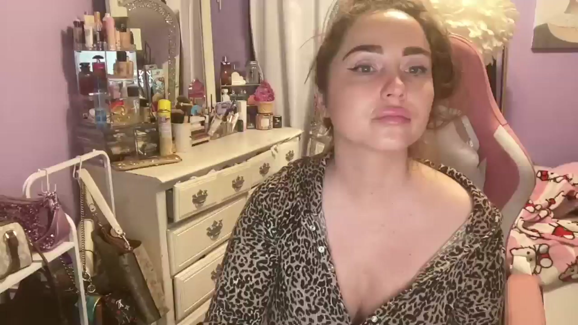 Gallery image thumbnail from Angel_baby124's myfreecams stream on, 05/10/2026, 16:13 image 15 of 20