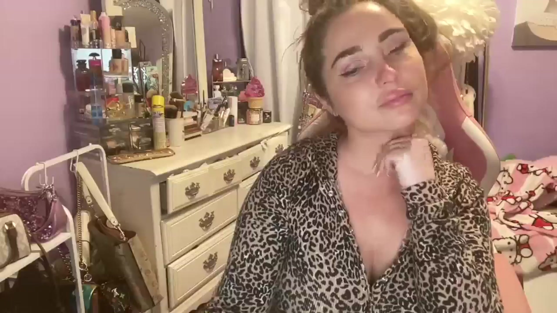 Gallery image thumbnail from Angel_baby124's myfreecams stream on, 05/10/2026, 16:13 image 8 of 20
