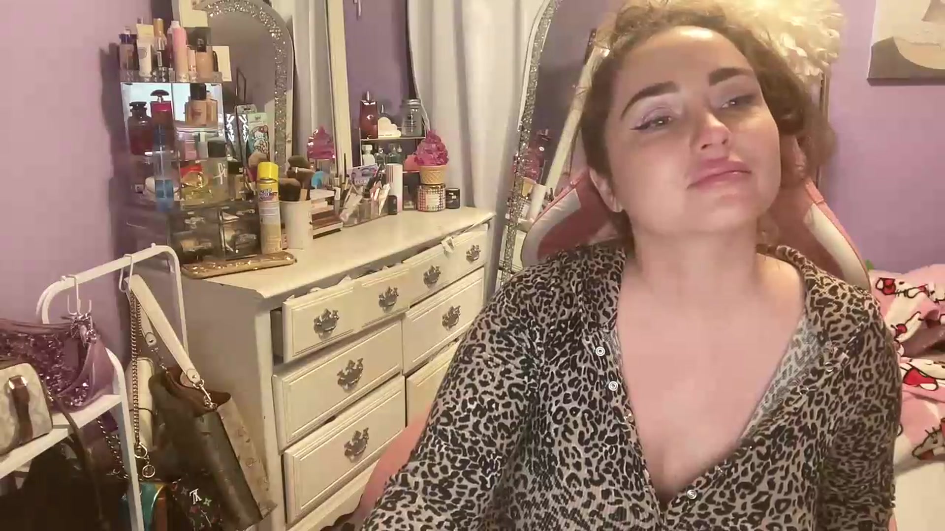 Gallery image thumbnail from Angel_baby124's myfreecams stream on, 05/10/2026, 16:39 image 4 of 20