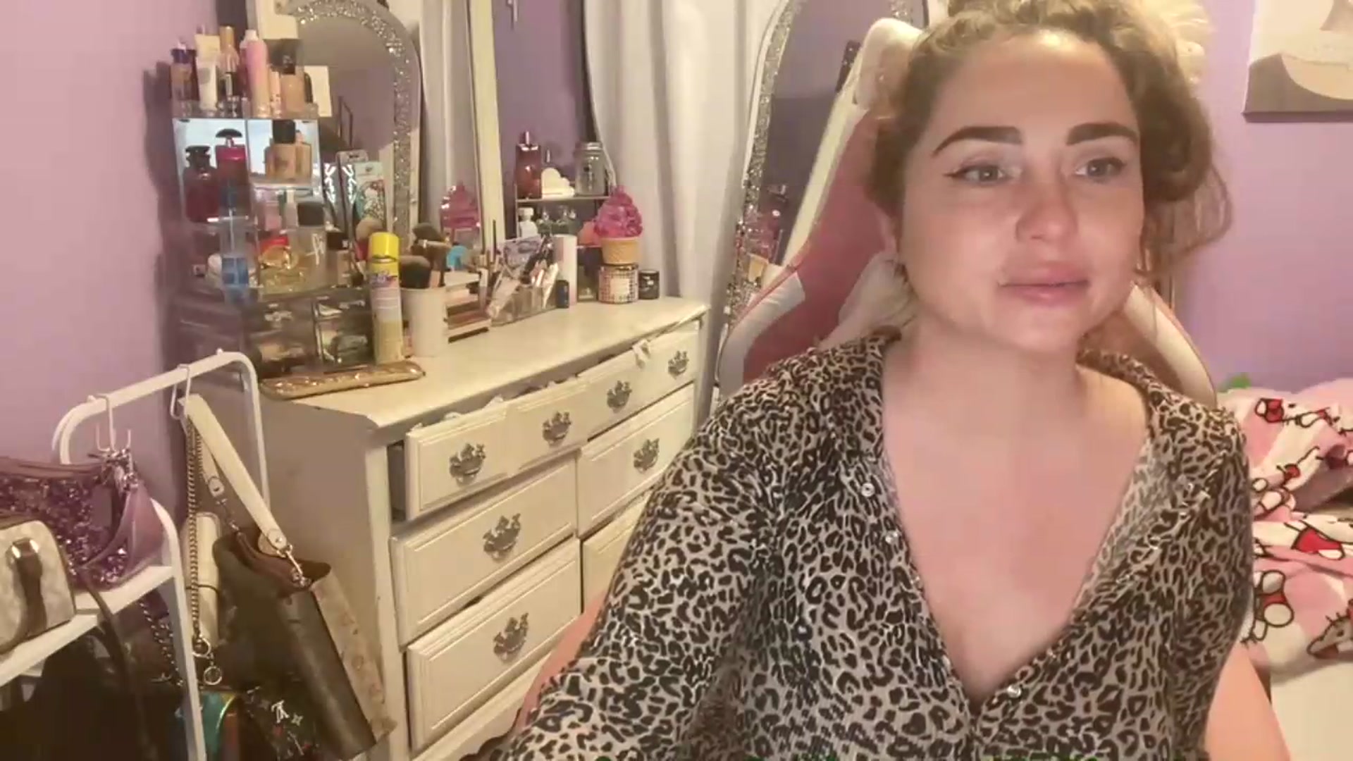 Gallery image thumbnail from Angel_baby124's myfreecams stream on, 05/10/2026, 16:39 image 15 of 20