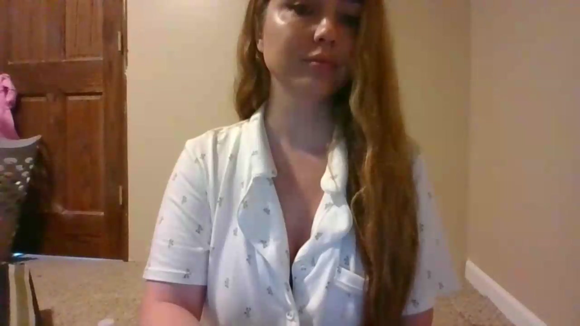 Gallery image thumbnail from Angel_baby124's myfreecams stream on, 06/27/2026, 17:01 image 9 of 20