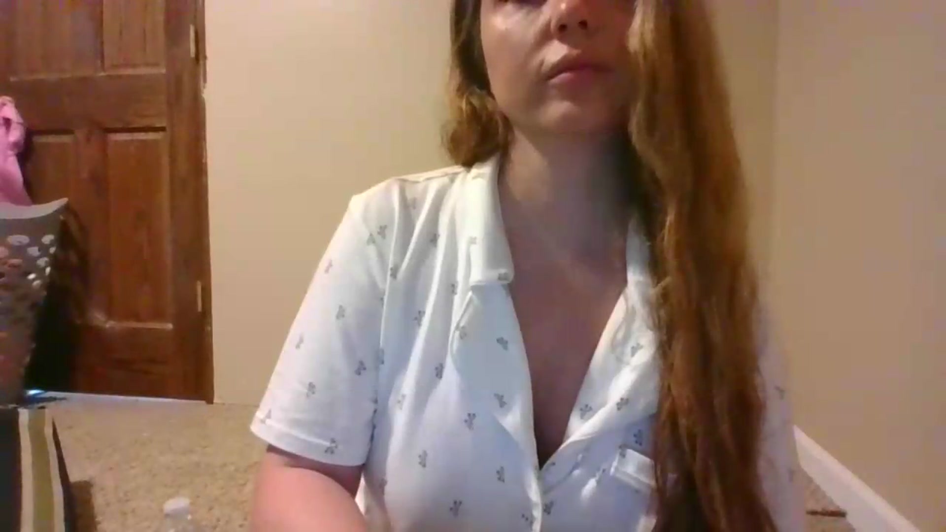 Gallery image thumbnail from Angel_baby124's myfreecams stream on, 06/27/2026, 17:01 image 5 of 20