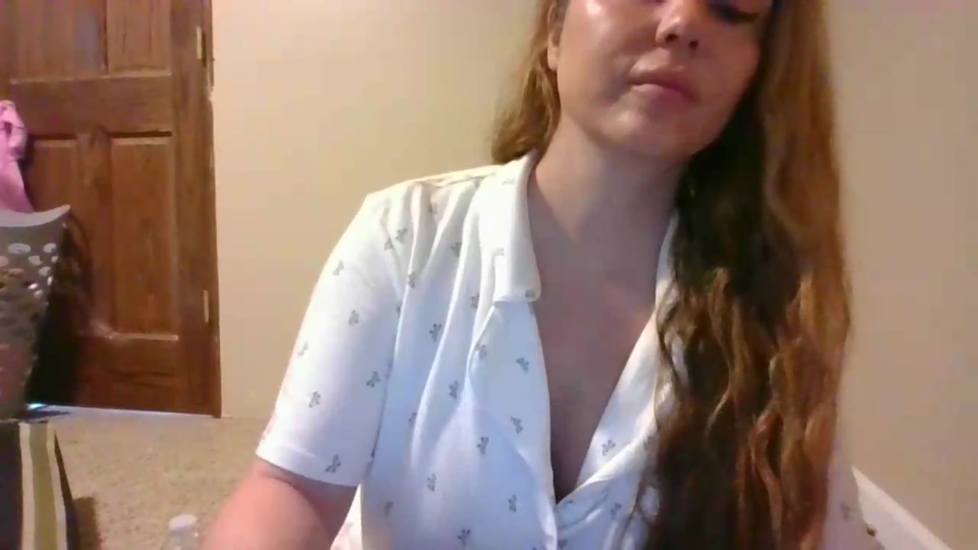 Gallery image thumbnail from Angel_baby124's myfreecams stream on, 06/27/2026, 17:01 image 4 of 20