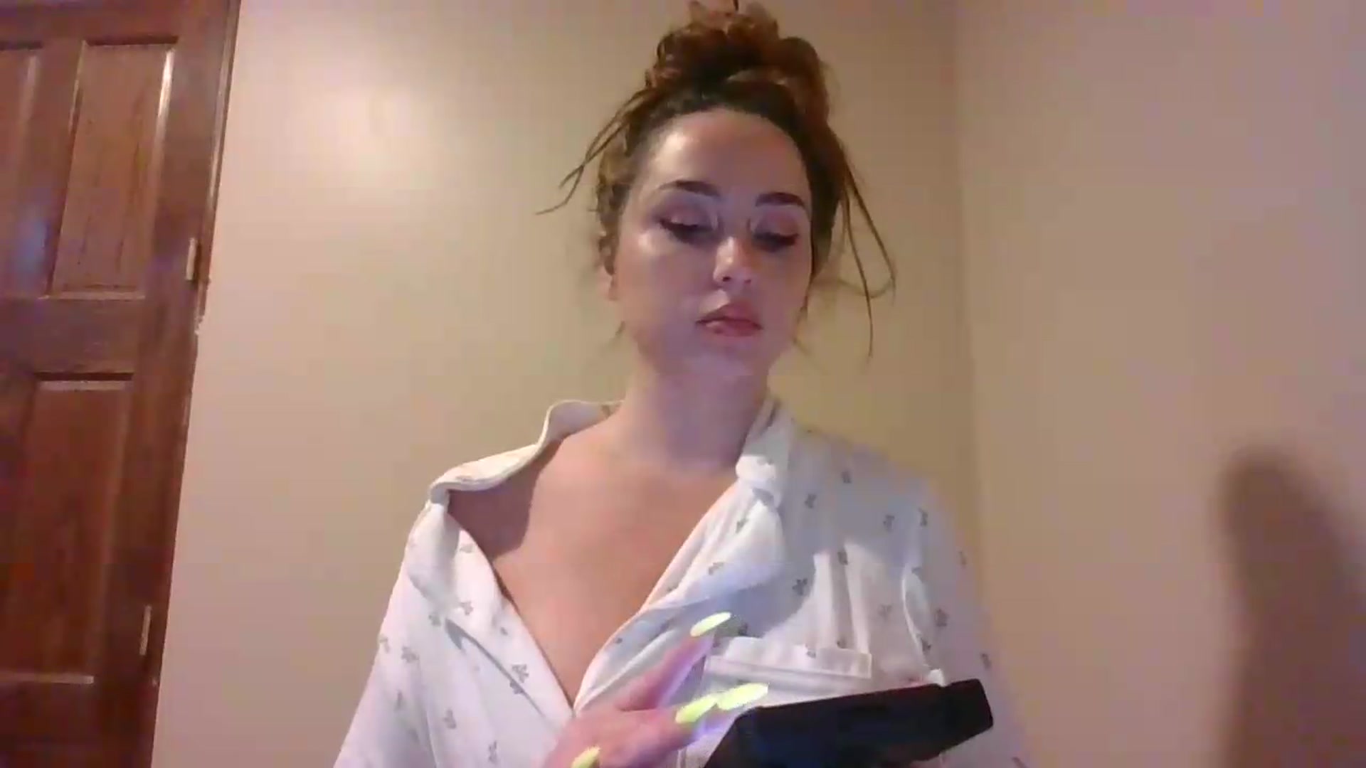 Gallery image thumbnail from Angel_baby124's myfreecams stream on, 06/28/2026, 16:44 image 10 of 20