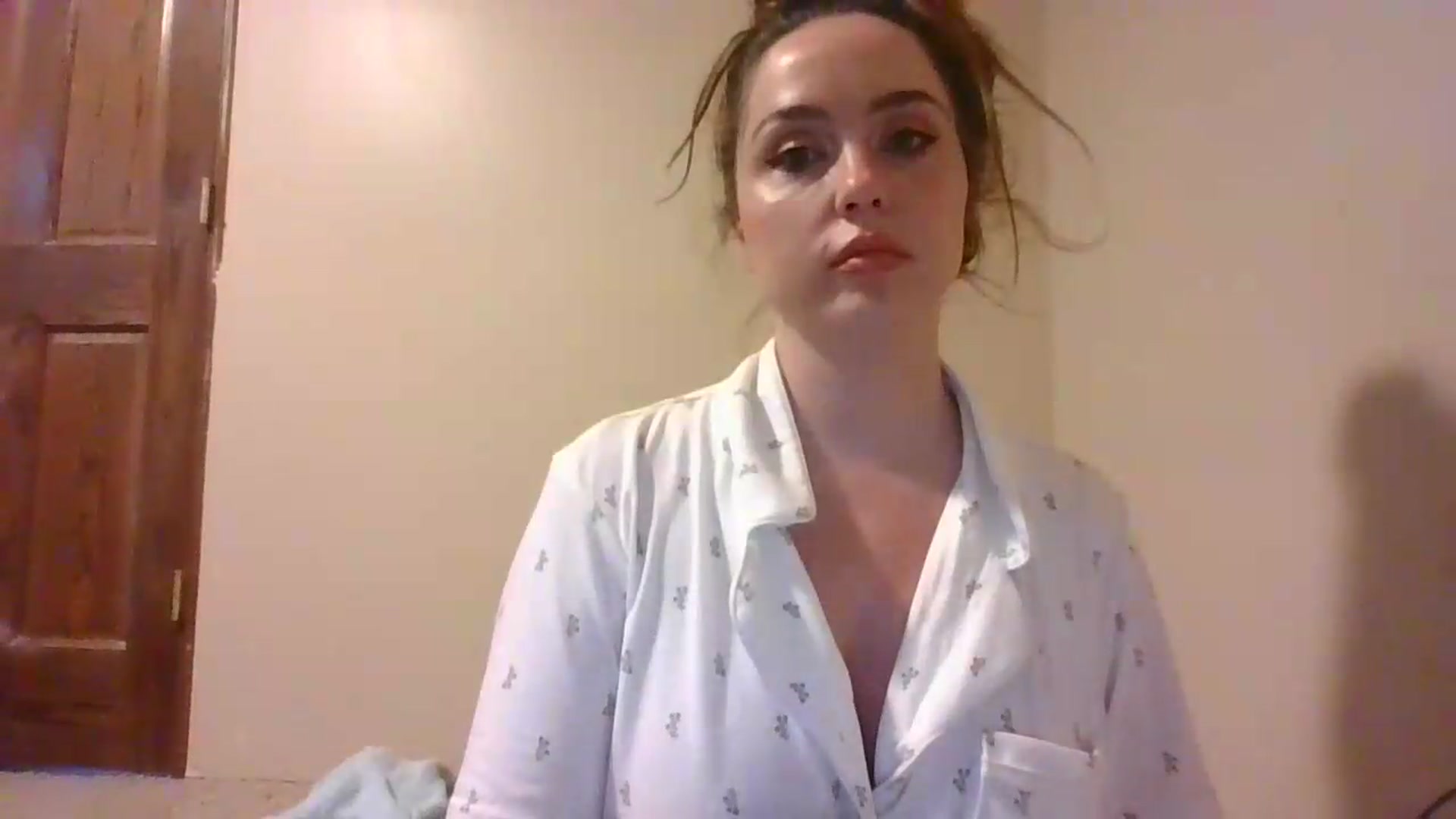 Gallery image thumbnail from Angel_baby124's myfreecams stream on, 06/28/2026, 16:44 image 18 of 20