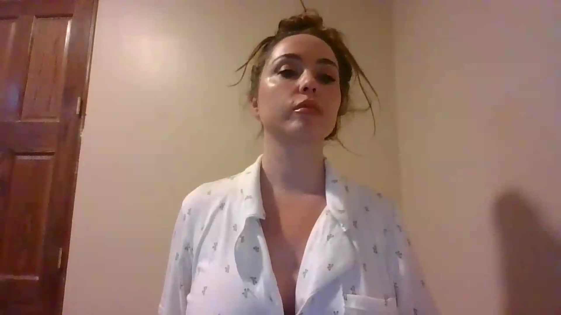 Gallery image thumbnail from Angel_baby124's myfreecams stream on, 06/28/2026, 16:44 image 3 of 20