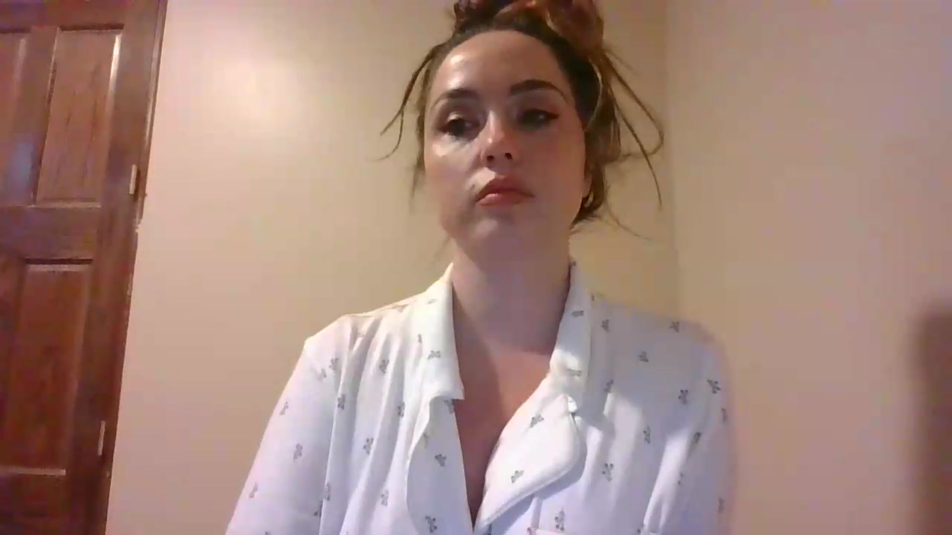 Gallery image thumbnail from Angel_baby124's myfreecams stream on, 06/28/2026, 16:44 image 5 of 20
