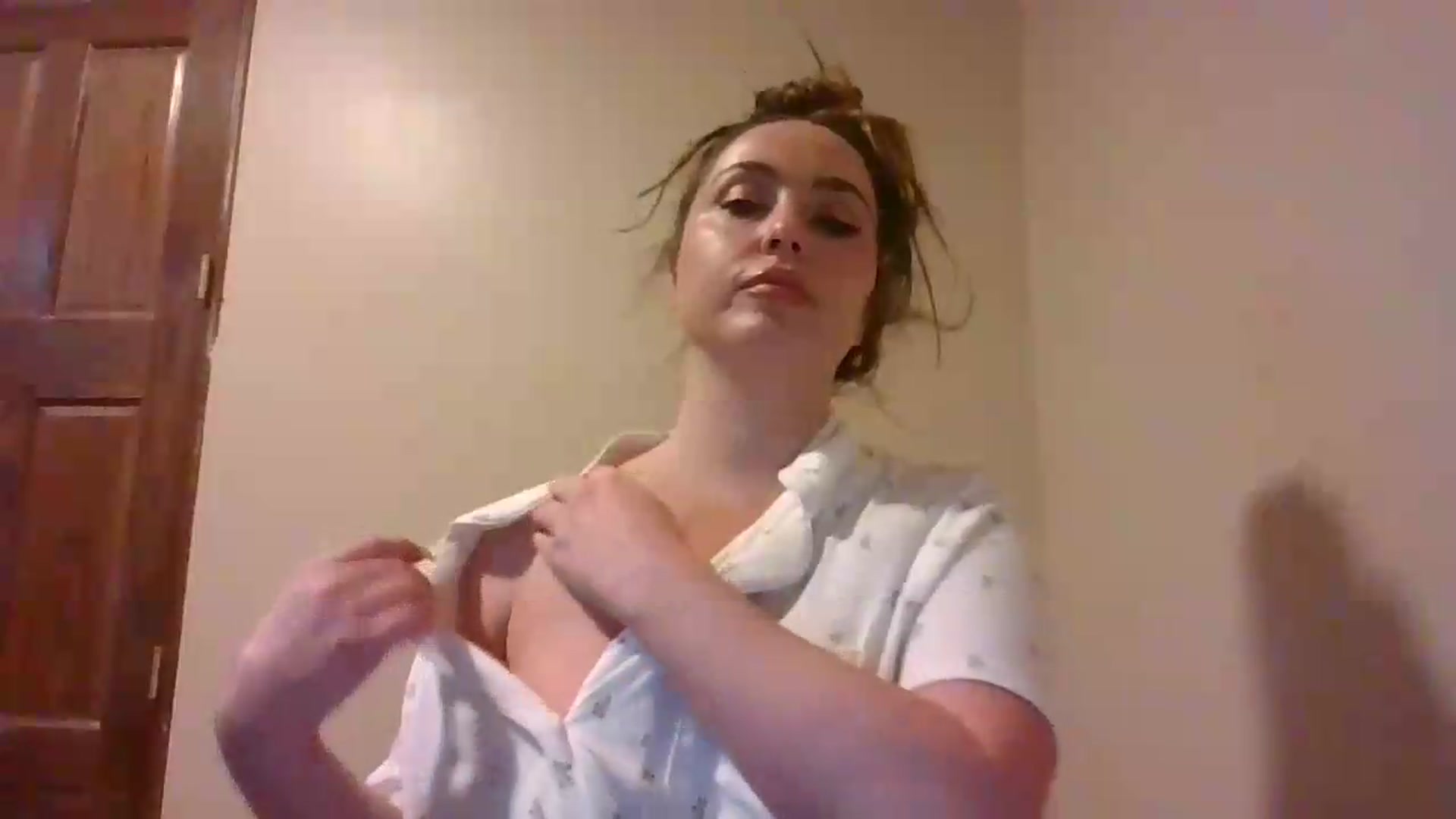 Gallery image thumbnail from Angel_baby124's myfreecams stream on, 06/28/2026, 16:44 image 11 of 20