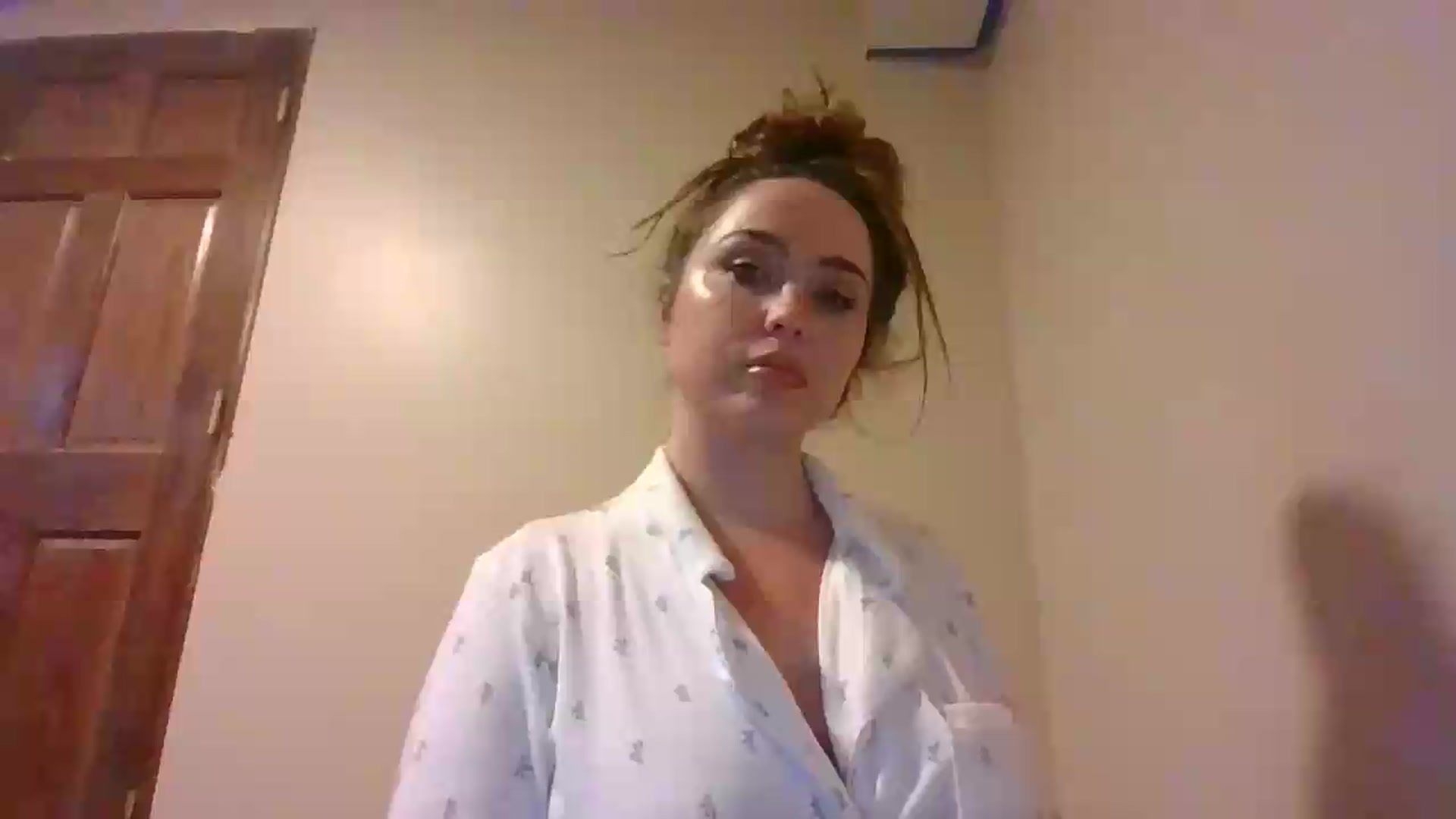 Gallery image thumbnail from Angel_baby124's myfreecams stream on, 06/28/2026, 16:44 image 1 of 20